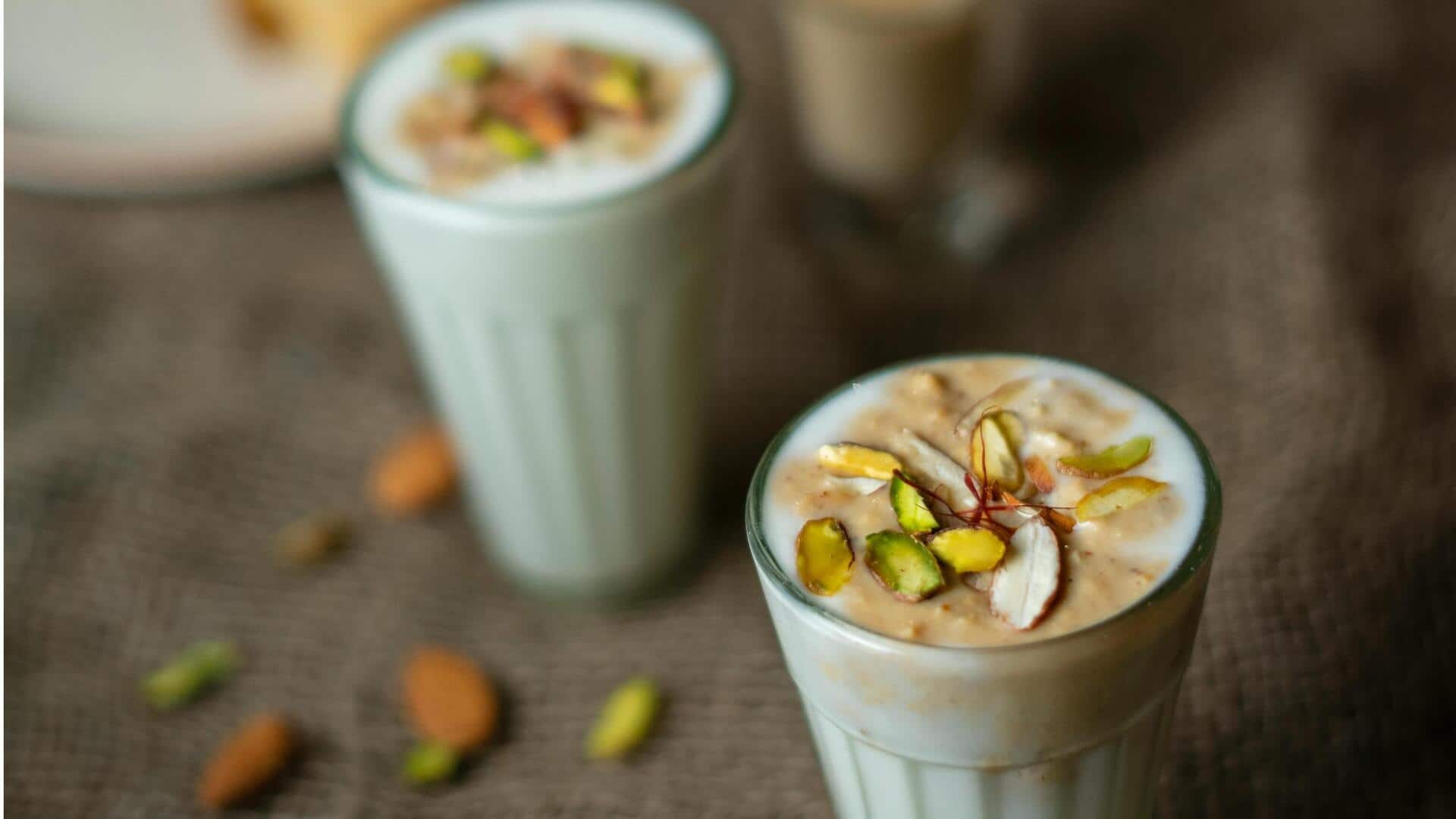 गर्मियों में हाइड्रेशन के लिए पिएं ये 5 दही आधारित पेय, ठंडक के साथ-साथ मिलेगी ताजगी 