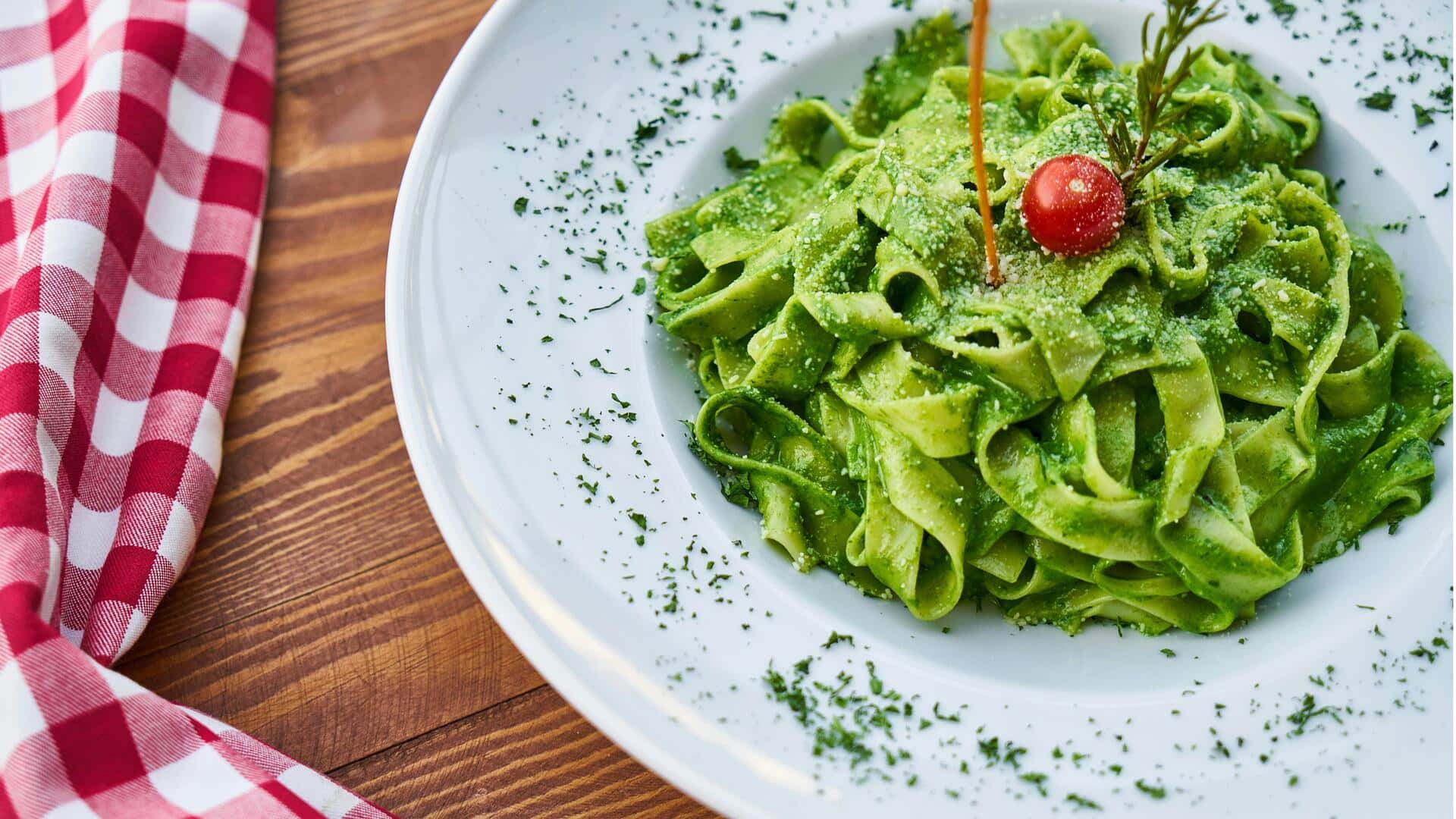 पारंपरिक इटैलियन पेस्टो पास्ता बनाने के लिए इन 5 बातों का रखें खास ध्यान