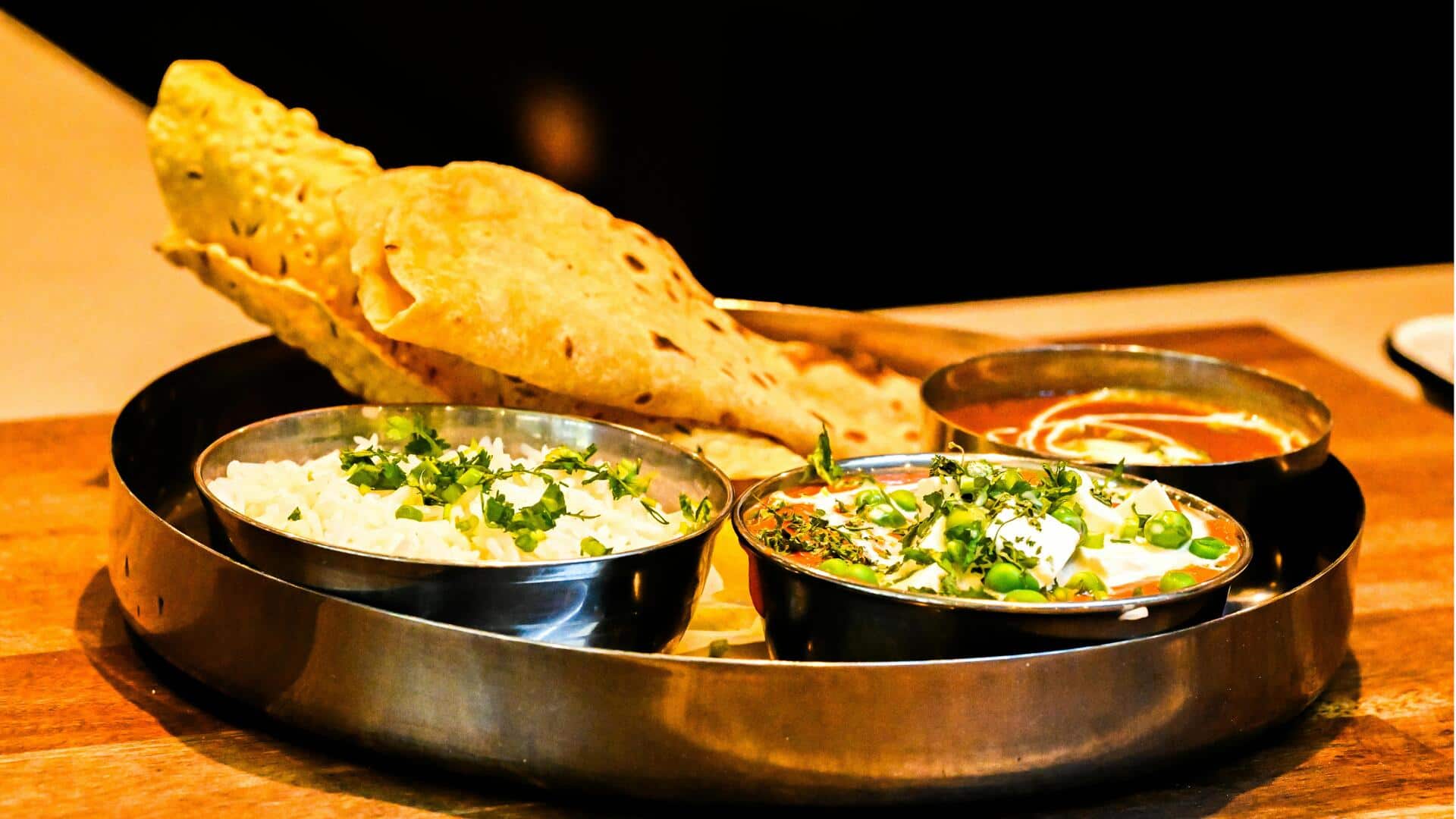 क्या शाम 7 बजे के बाद खाना सेहत को नुकसान पहुंचाता है? जानिए इससे जुड़े भ्रम