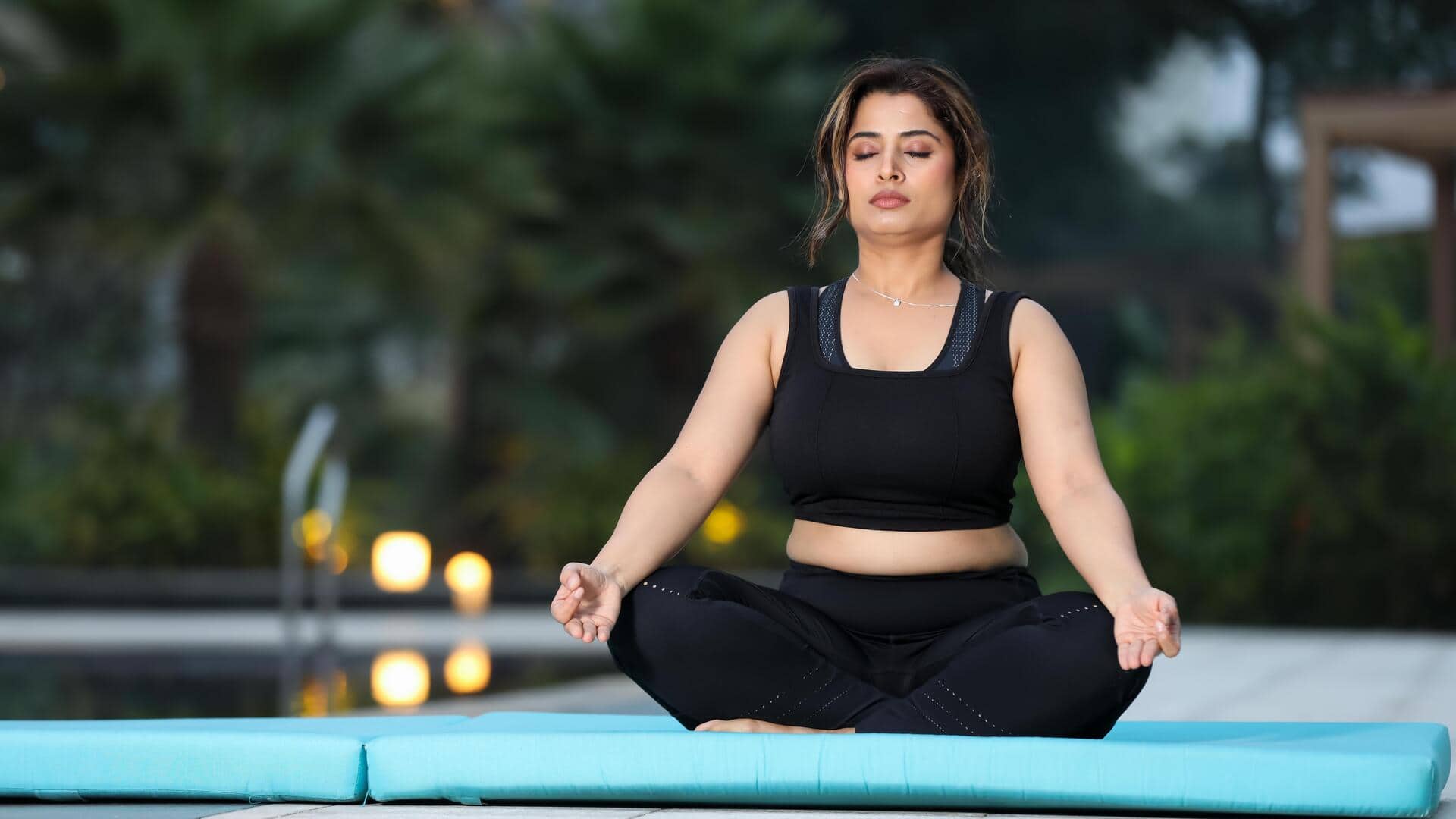 50 साल से ज्यादा उम्र की महिलाएं रोजाना करें ये 5 एक्सरसाइज, बढ़ेगी आपकी ताकत 