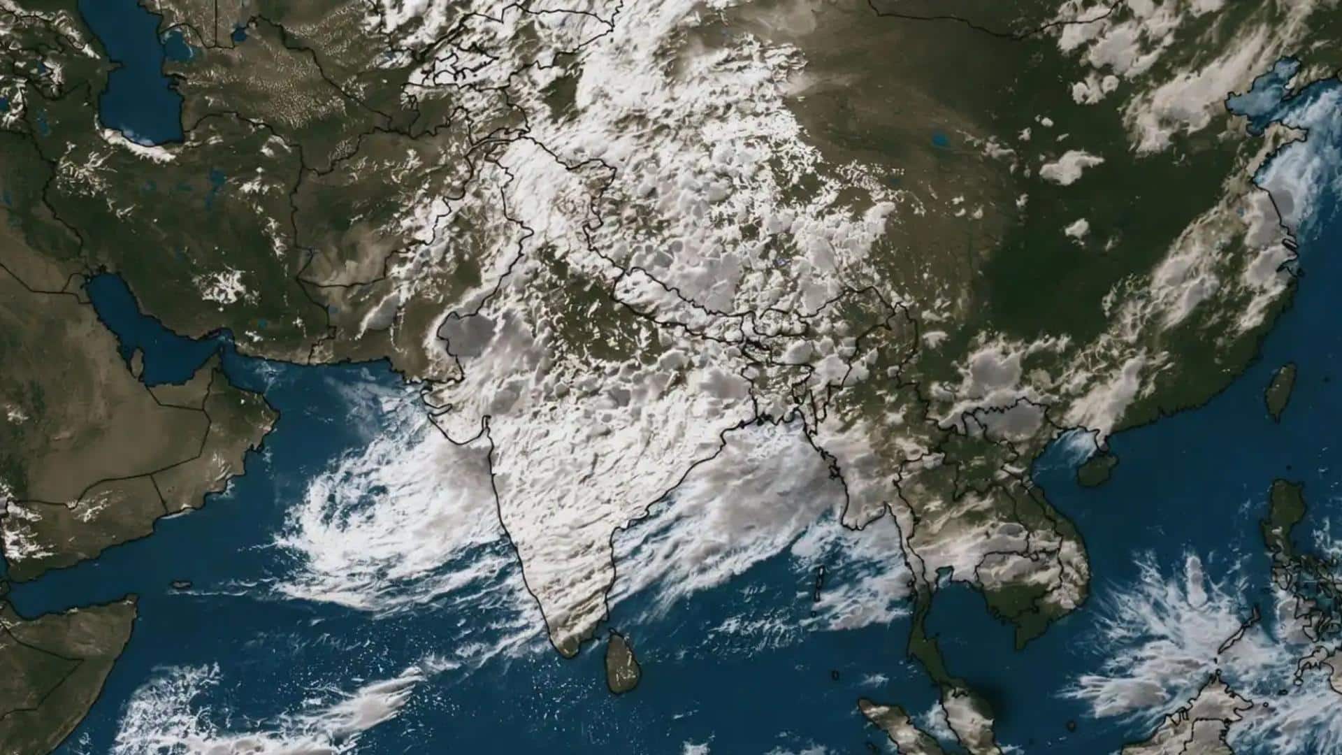 सैटेलाइट तस्वीर में दिखा 10,000 किलोमीटर लंबा मानसूनी बादलों का घेरा