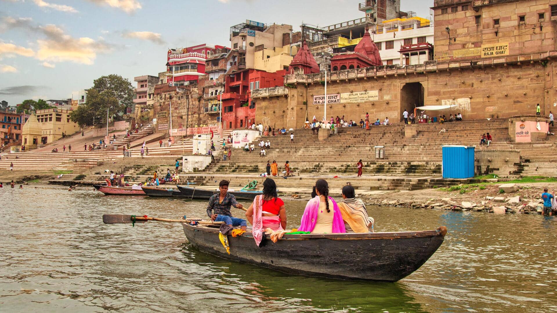 ये 5 जगहें अपने मंदिरों के साथ-साथ खाने के लिए भी हैं मशहूर, जरूर करें यात्रा