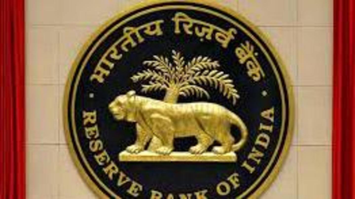 RBI ने बैंकों से की ग्राहकों को सूचना देने की अपील RBI ने बैंकों से की ग्राहकों को सूचना देने की अपील