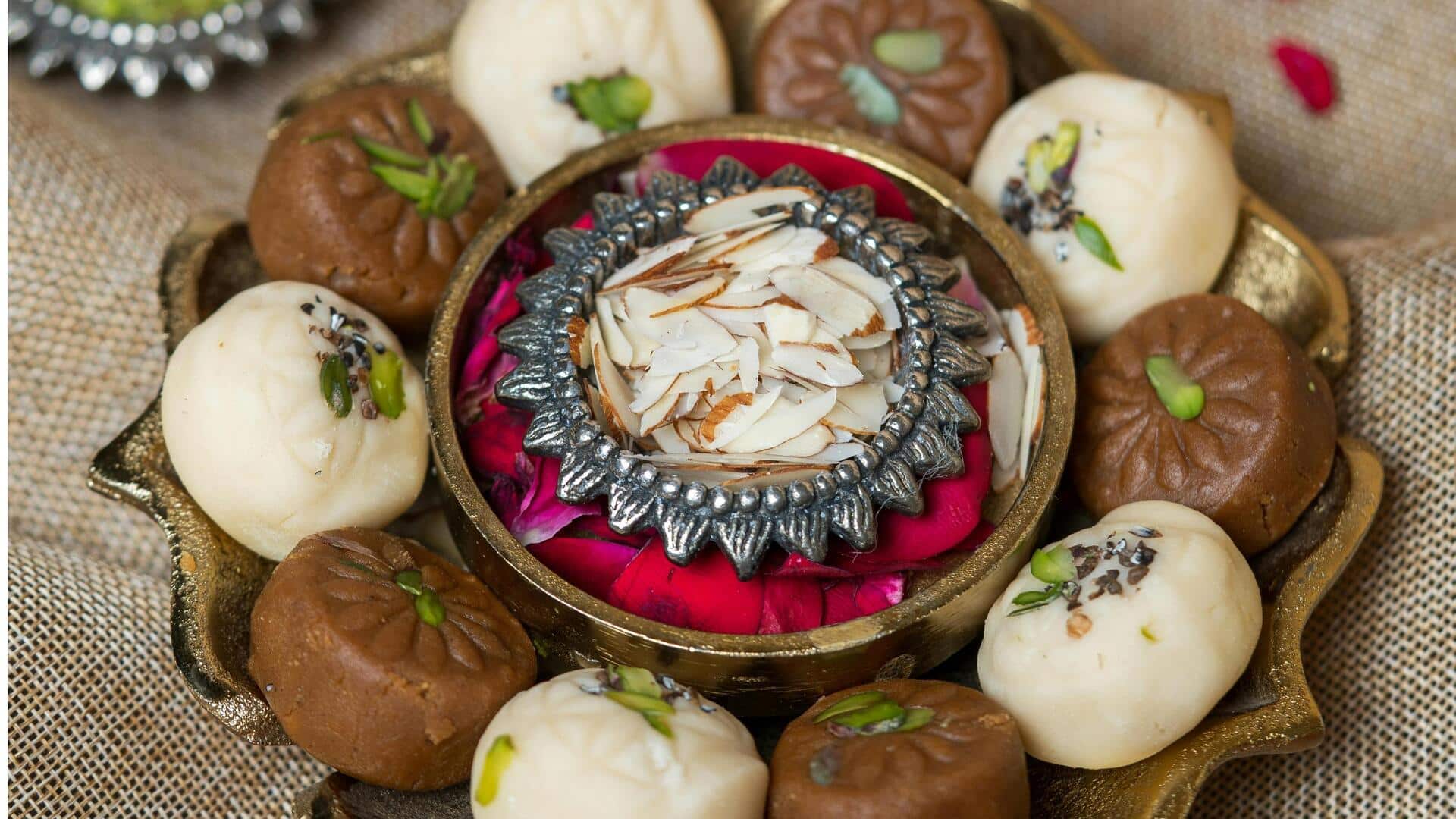 मिठाइयां बनाते समय इन 5 बातों का रखें ध्यान, स्वास्थ्य के लिए होगा लाभदायक