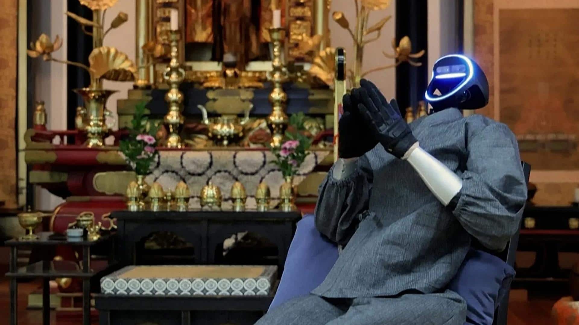 क्या है AI रोबोट मोंक 'बुद्धरॉइड' की खासियत, जिसे जापान में किया गया पेश?