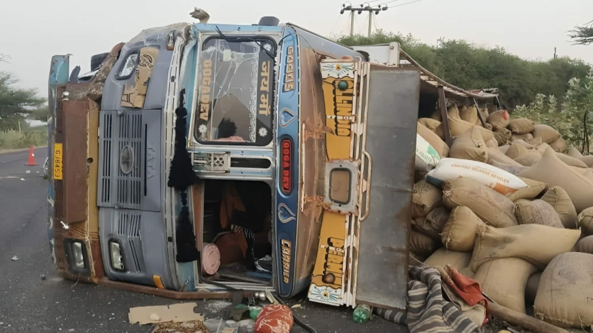 जोधपुर में ट्रक-टेम्पो में भीषण टक्कर, रामदेवरा दर्शन करने जा रहे 6 श्रद्धालुओं की मौत