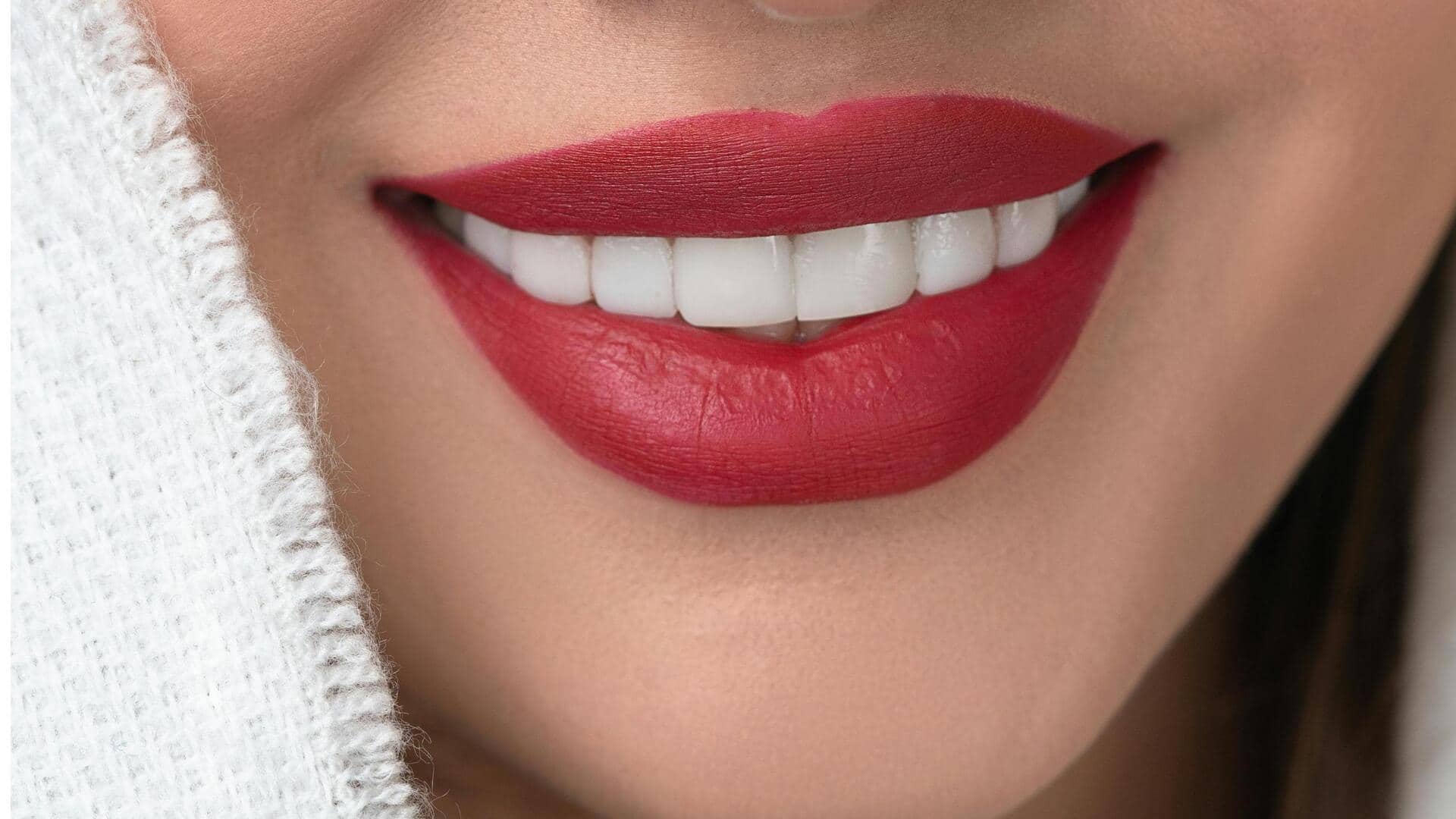 मजबूत दांत चाहते हैं तो जरूर करें ये 5  आसान चीजें