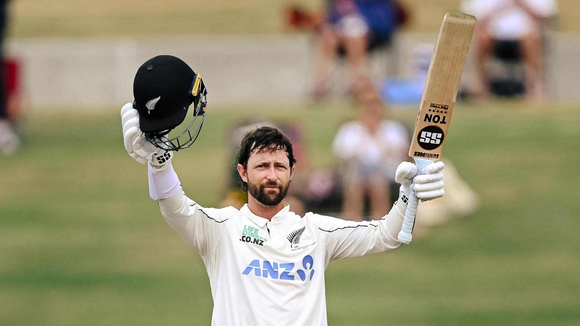 डेवोन कॉनवे एक टेस्ट में दोहरा शतक और शतक जड़ने वाले पहले कीवी बल्लेबाज बने 