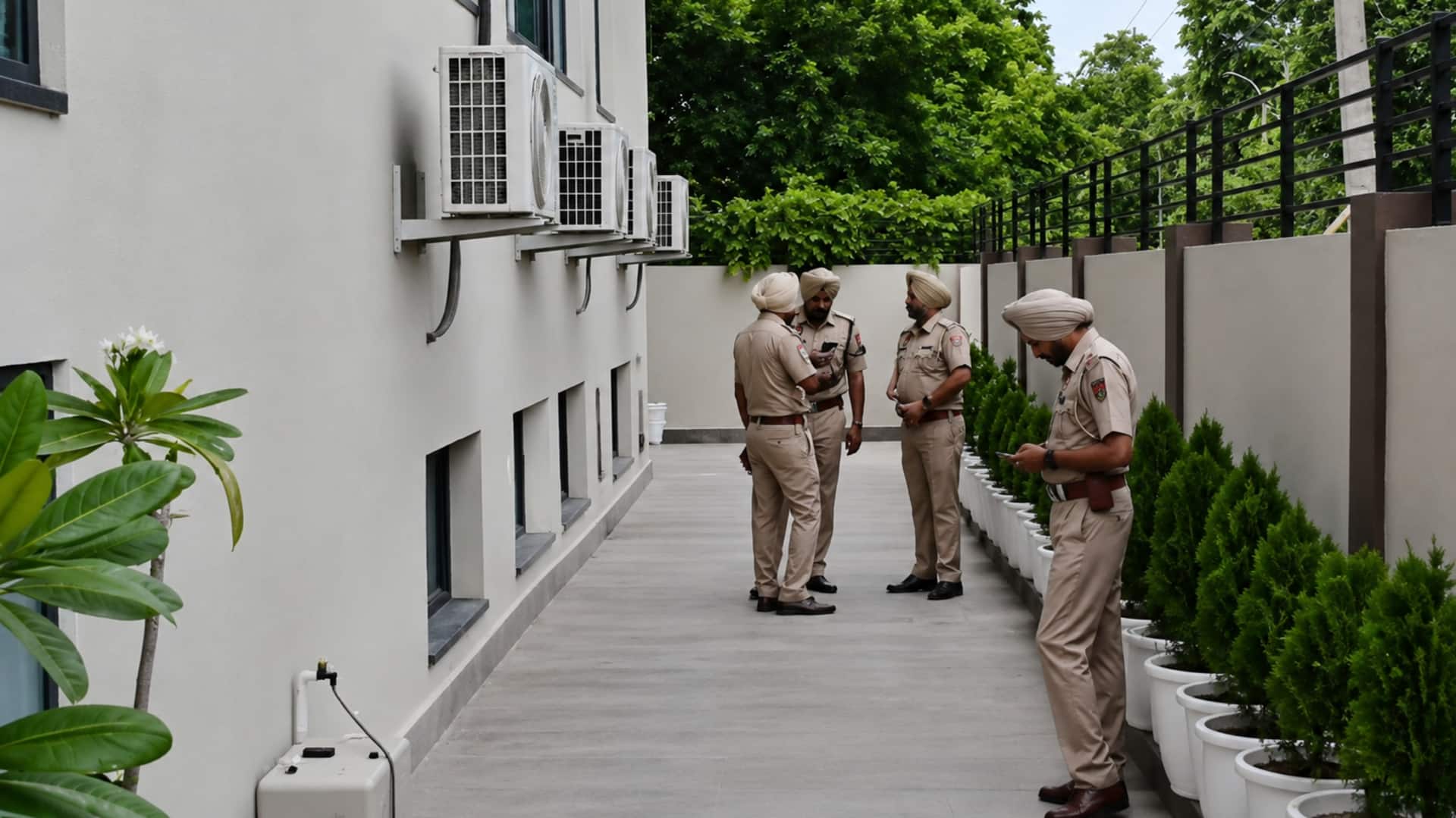 पंजाब के संगरूर में भाजपा कार्यालय पर पेट्रोल बम से हमला