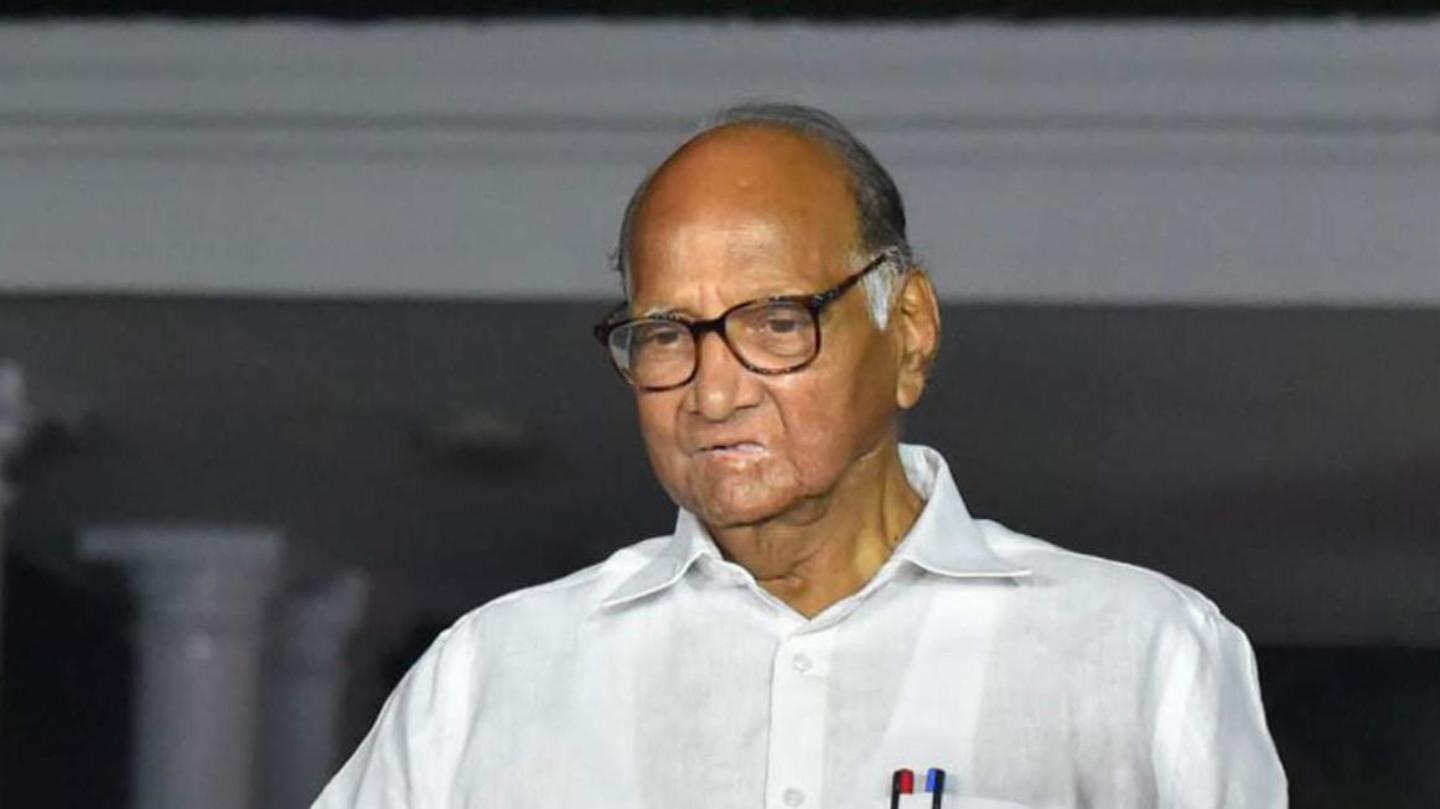 बड़े राजनीतिक विवाद का कारण बने हैं देशमुख पर लगे आरोप बड़े राजनीतिक विवाद का कारण बने हैं देशमुख पर लगे आरोप