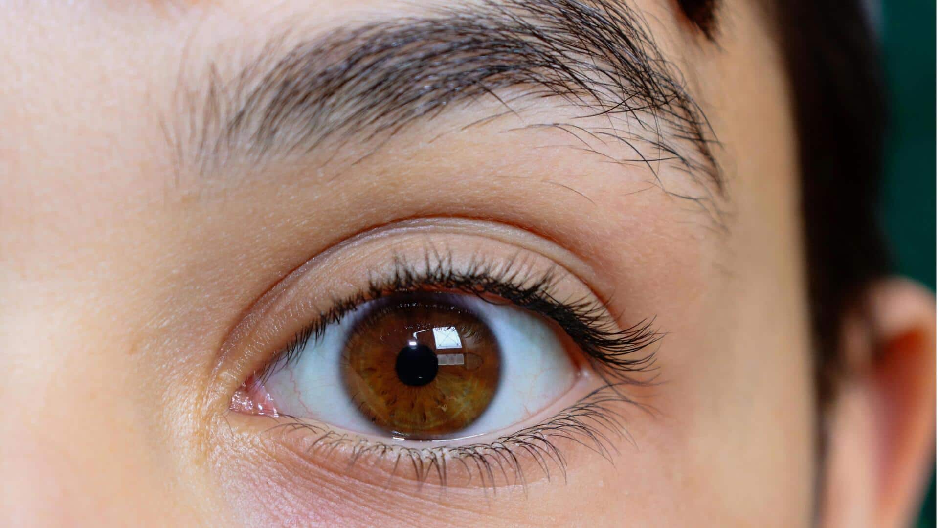 रात में आंखों की रोशनी को बेहतर बनाना चाहते हैं तो अपनाएं ये 5 सरल टिप्स