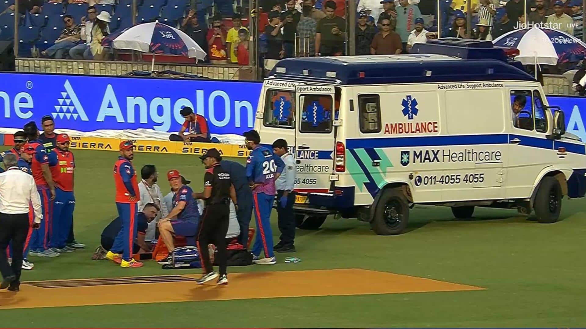 IPL 2026: लुंगी एनगिडी के सिर में लगी गंभीर चोट, एंबुलेंस से गए बाहर; देखें वीडियो