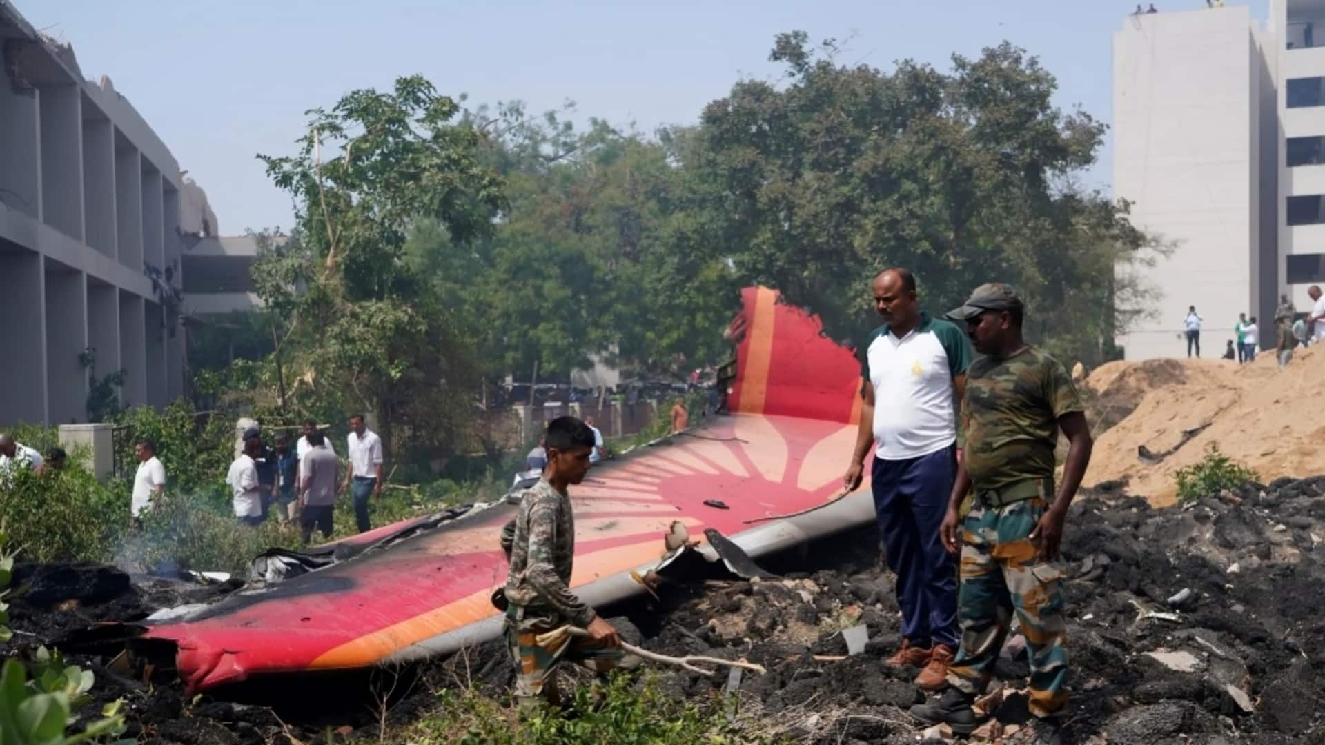 अहमदाबाद विमान हादसा: एयर इंडिया के खिलाफ अमेरिका-ब्रिटेन की कोर्ट में चल सकता है मुकदमा अहमदाबाद विमान हादसा: एयर इंडिया के खिलाफ अमेरिका-ब्रिटेन की कोर्ट में चल सकता है मुकदमा