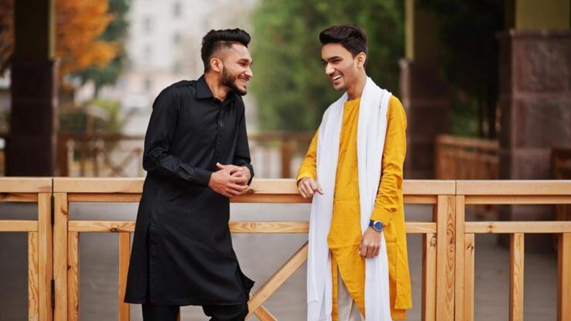 पुरुष कुर्ता पहनने के शौकीन हैं? इन कुर्तों को बनाएं अपने स्टाइल का हिस्सा पुरुष कुर्ता पहनने के शौकीन हैं? इन कुर्तों को बनाएं अपने स्टाइल का हिस्सा