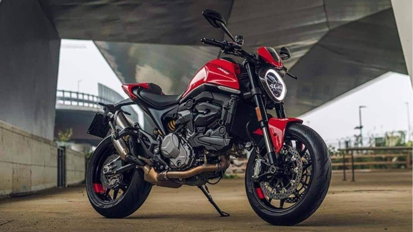 बाइक में मिलता है 937cc का पावरफुल इंजन बाइक में मिलता है 937cc का पावरफुल इंजन