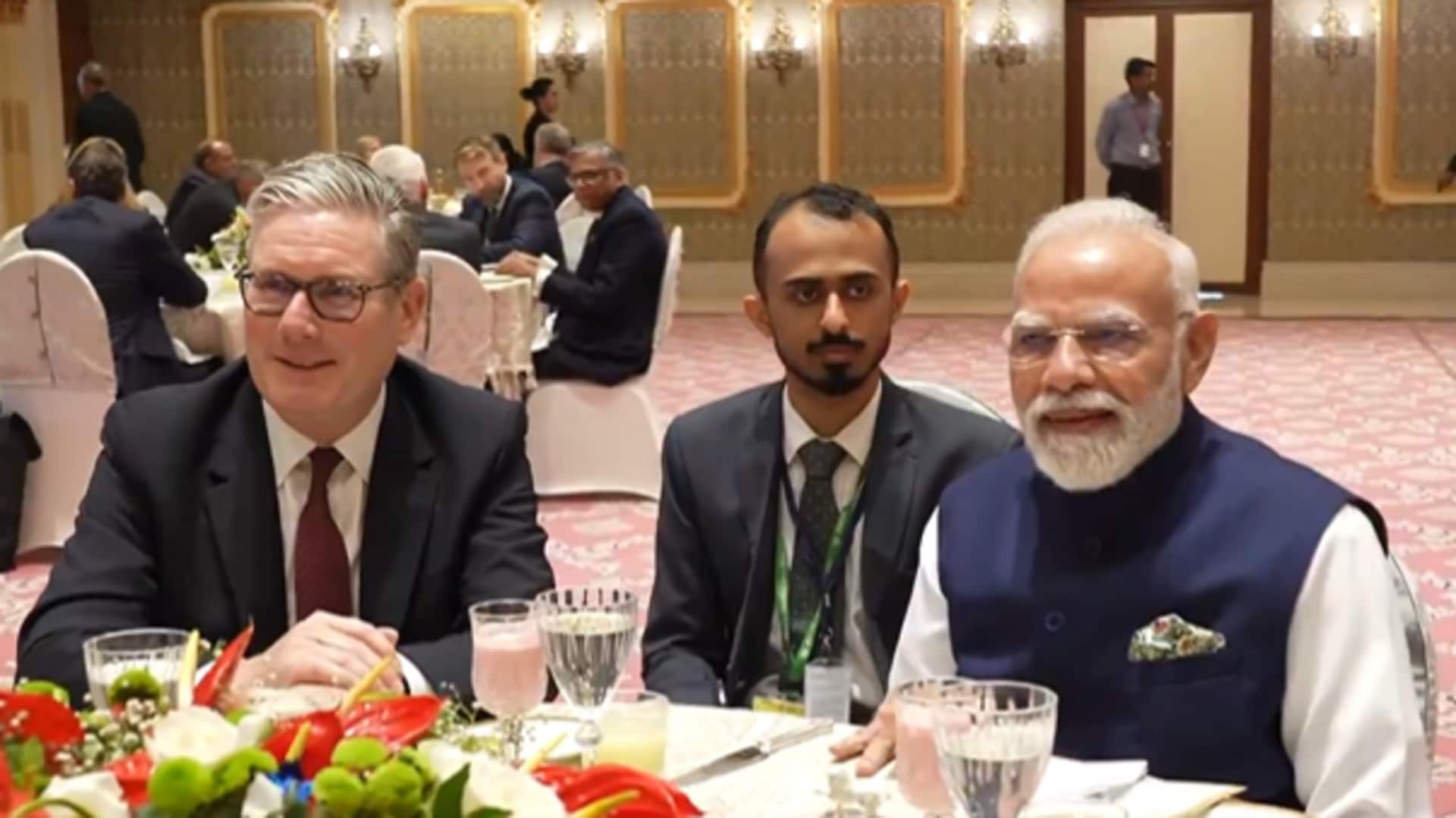 अरिजीत सिंह और एड शीरन का गाना 'सफायर' सुन मंत्रमुग्ध हुए नरेंद्र मोदी, किया ये पोस्ट अरिजीत सिंह और एड शीरन का गाना 'सफायर' सुन मंत्रमुग्ध हुए नरेंद्र मोदी, किया ये पोस्ट