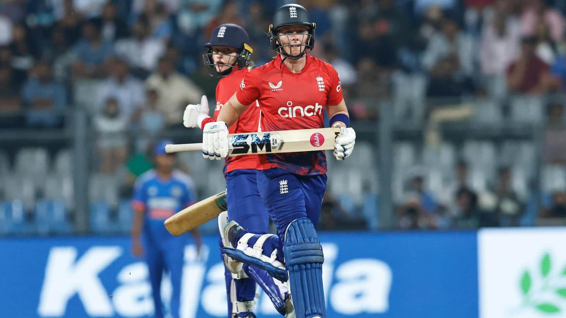भारत बनाम इंग्लैंड: हीथर नाइट ने लगाया टी-20 अंतरराष्ट्रीय करियर का 5वां अर्धशतक, जानिए उनके आंकड़े
