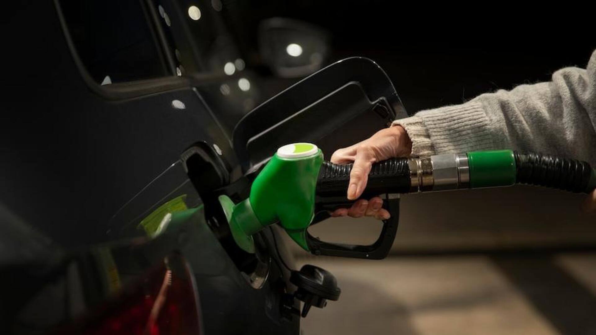पेट्रोल-डीजल की कीमतें: क्या बदली हैं 8 मई को ईंधन की कीमतें? यहां देखें 