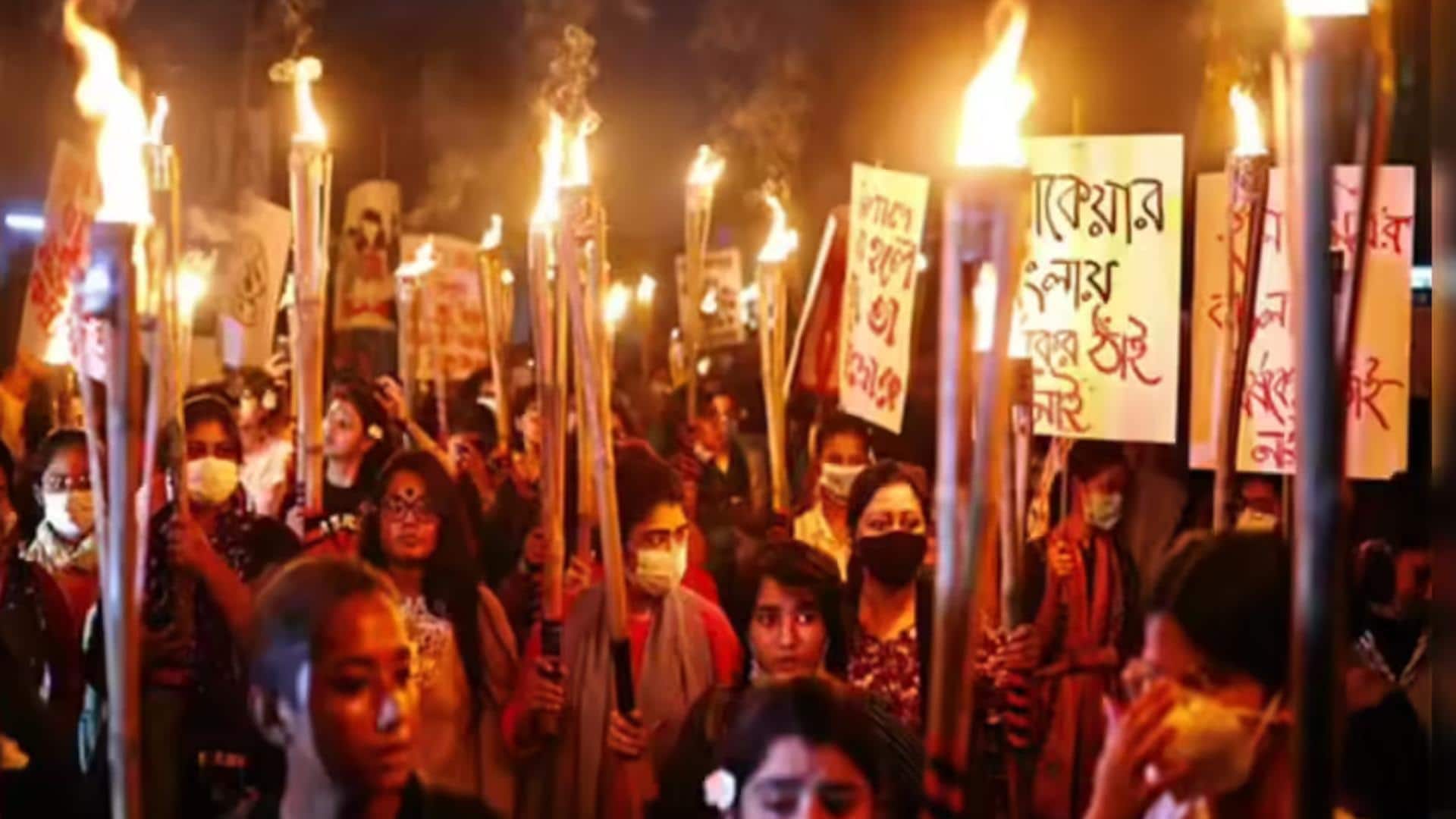 बांग्लादेश में हिंदू महिला के साथ बलात्कार के बाद बड़े पैमाने पर विरोध प्रदर्शन बांग्लादेश में हिंदू महिला के साथ बलात्कार के बाद बड़े पैमाने पर विरोध प्रदर्शन