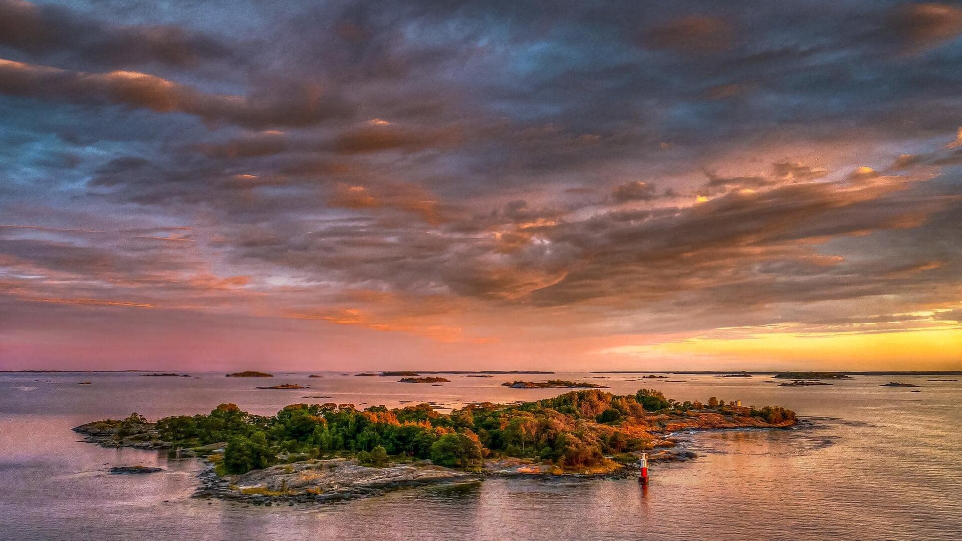 स्वीडन के आर्कटिक द्वीप समूह में स्थित है स्टॉकहोम आइलैंड, यहां आजमाएं ये 5 गतिविधियां