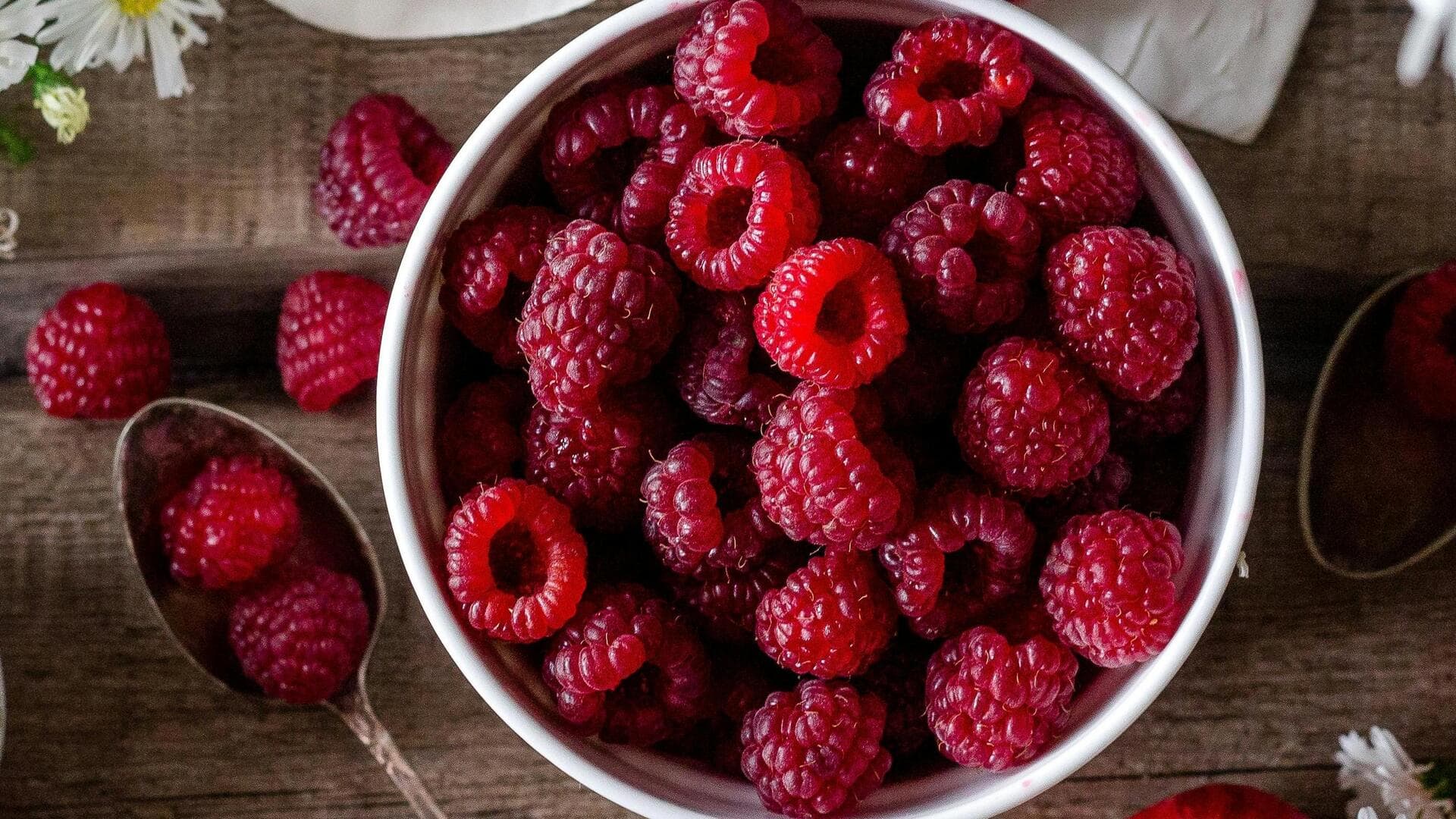 घर के बगीचे में आसानी से उगाई जा सकती है रसभरी, जानिए इससे जुड़ी जरूरी बातें