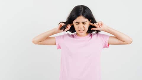 ठंड की वजह से बंद हो गए हैं कान तो इन तरीकों से पाएं राहत