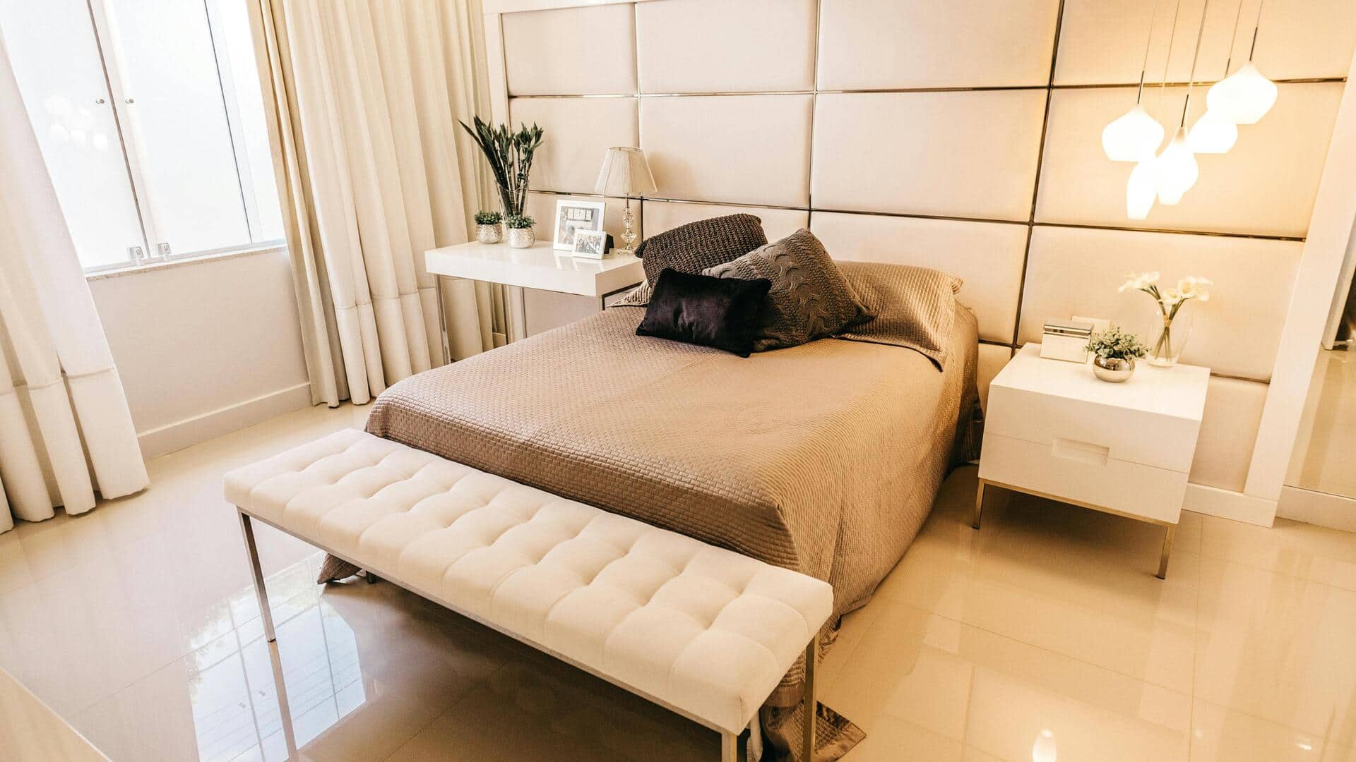 अपने बेडरूम को नया रूप देने के लिए अपनाएं ये 5 आसान तरीके