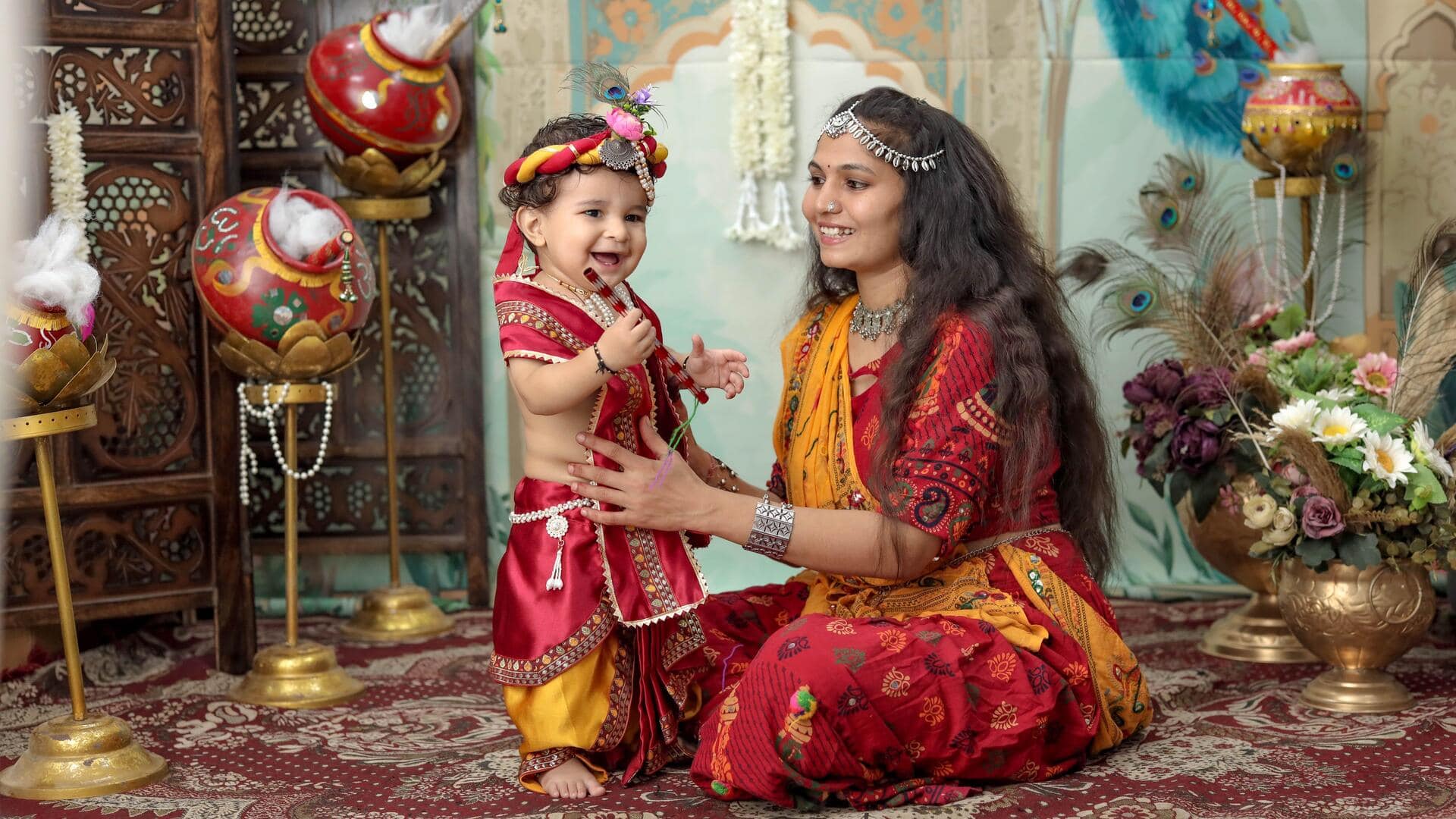 घर पर कृष्ण जन्माष्टमी का जश्न मनाने के लिए अपनाएं ये 5 आसान तरीके