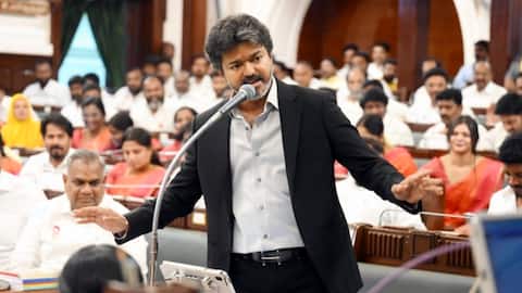 थलापति विजय बोले- DMK ठेकेदारों से EMI की तरह रिश्वत लेती थी; तृषा विवाद पर भी भड़के