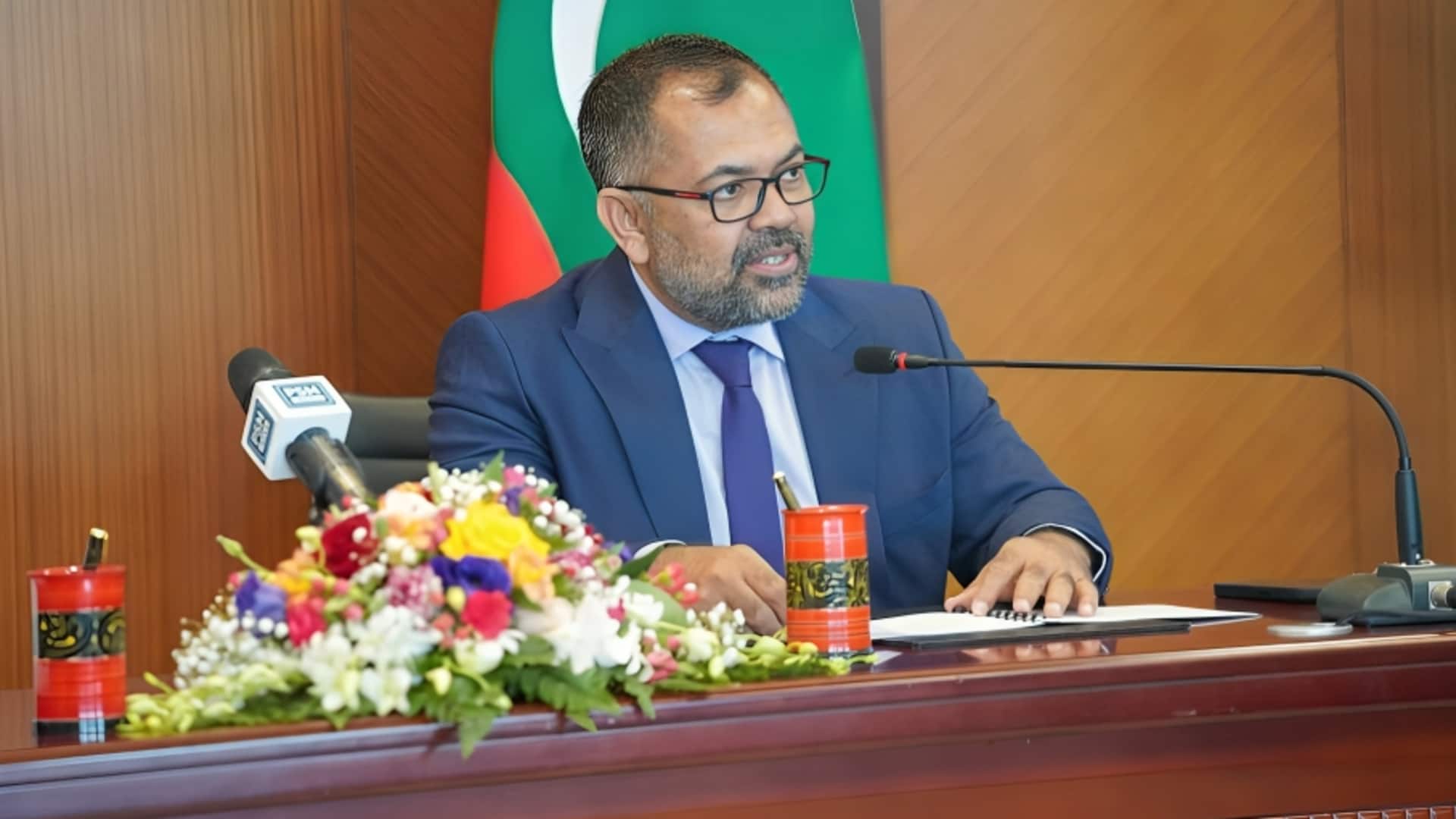 राजनयिक तनातनी के बीच मालदीव के विदेश मंत्री पहुंचे भारत, किन मुद्दों पर होगी चर्चा?