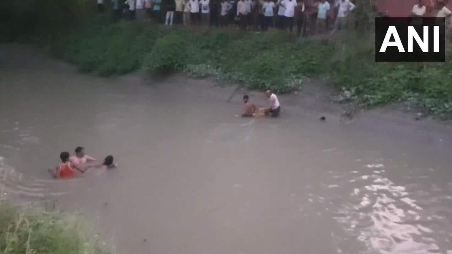 गणेश विसर्जन के दौरान हादसे, हरियाणा और उत्तर प्रदेश में 15 लोगों की डूबने से मौत