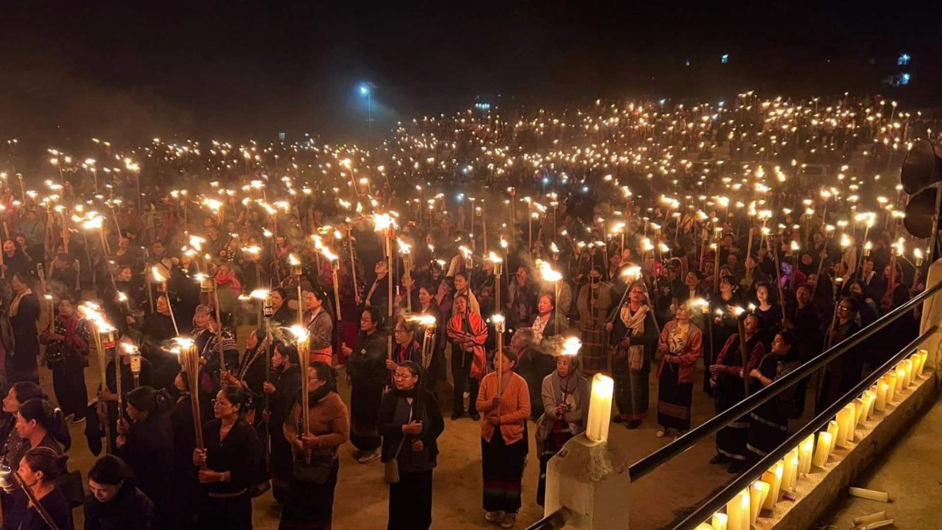 मणिपुर: मुख्यमंत्री आवास की ओर मार्च के दौरान तनाव, 5 जिलों में इंटरनेट बंद