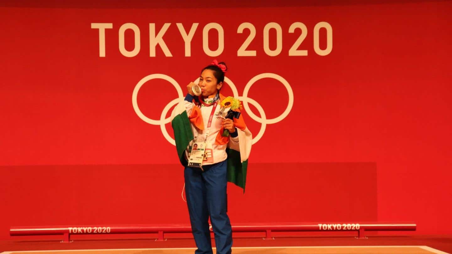 मीराबाई चानू ने जीता ओलंपिक रजत पदक, अब तक ऐसा रहा है भारोत्तोलन में सफर