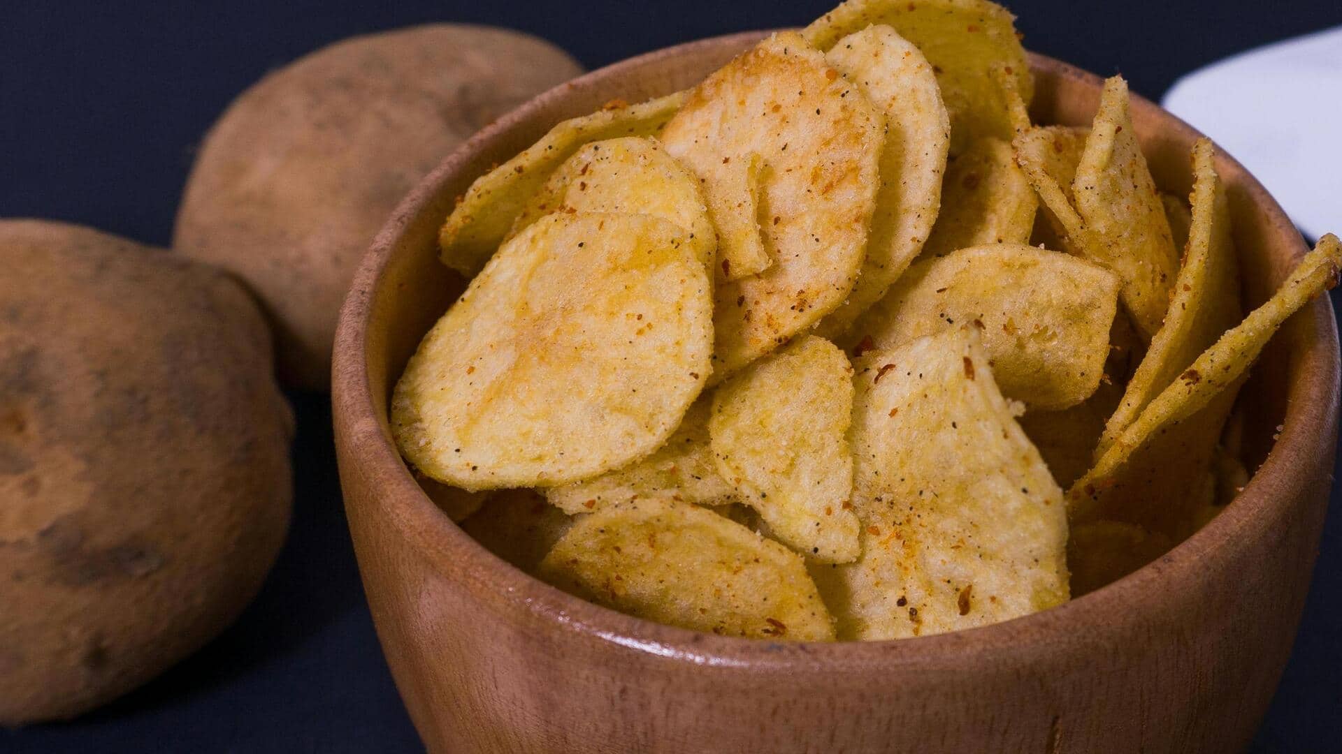 स्नैक्स के तौर पर खाते हैं तले हुए व्यंजन? इनकी बजाय खाएं ये चीजें