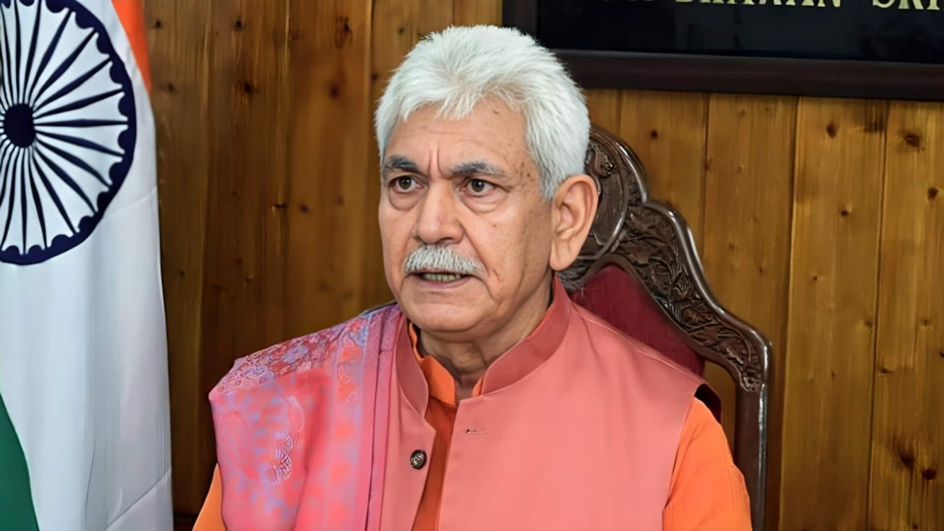 जम्मू-कश्मीर के 2 सरकारी शिक्षक बर्खास्त, लश्कर-ए-तैयबा के लिए काम करने और धन जुटाने का आरोप