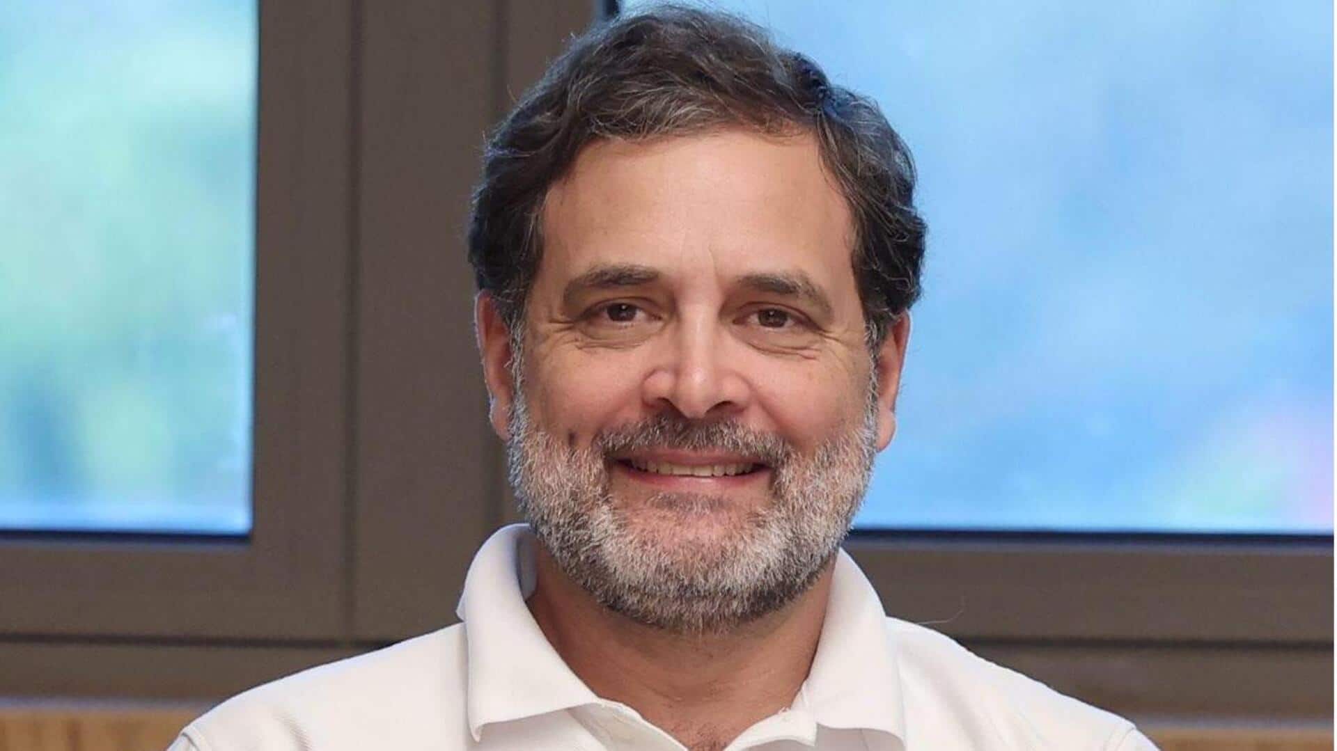 प्रियंका की शादी में जिस हलवाई ने बनाई थी चाट, उनकी दुकान पर पहुंचे राहुल गांधी प्रियंका की शादी में जिस हलवाई ने बनाई थी चाट, उनकी दुकान पर पहुंचे राहुल गांधी