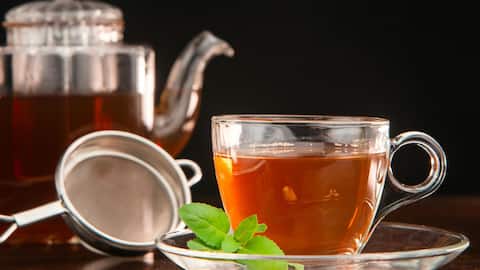 सुबह-सुबह फूल जाता है पेट? इन पेय से दिन की शुरुआत करने से कम होगी सूजन 