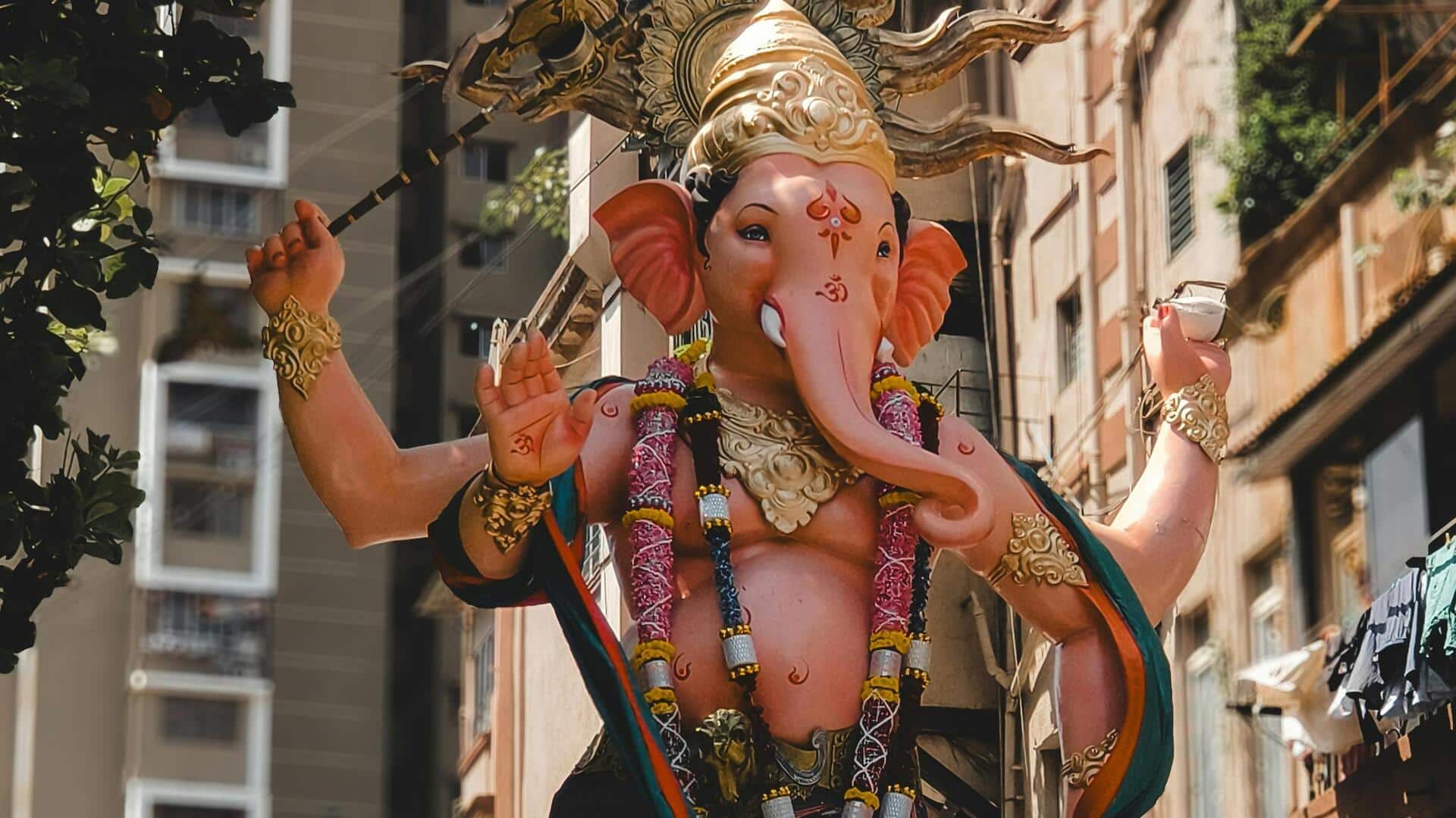 महाराष्ट्र की संस्कृति को दर्शाने वाले 4 पारंपरिक त्योहार, जिनका हिस्सा बनना होगा शानदार अनुभव महाराष्ट्र की संस्कृति को दर्शाने वाले 4 पारंपरिक त्योहार, जिनका हिस्सा बनना होगा शानदार अनुभव