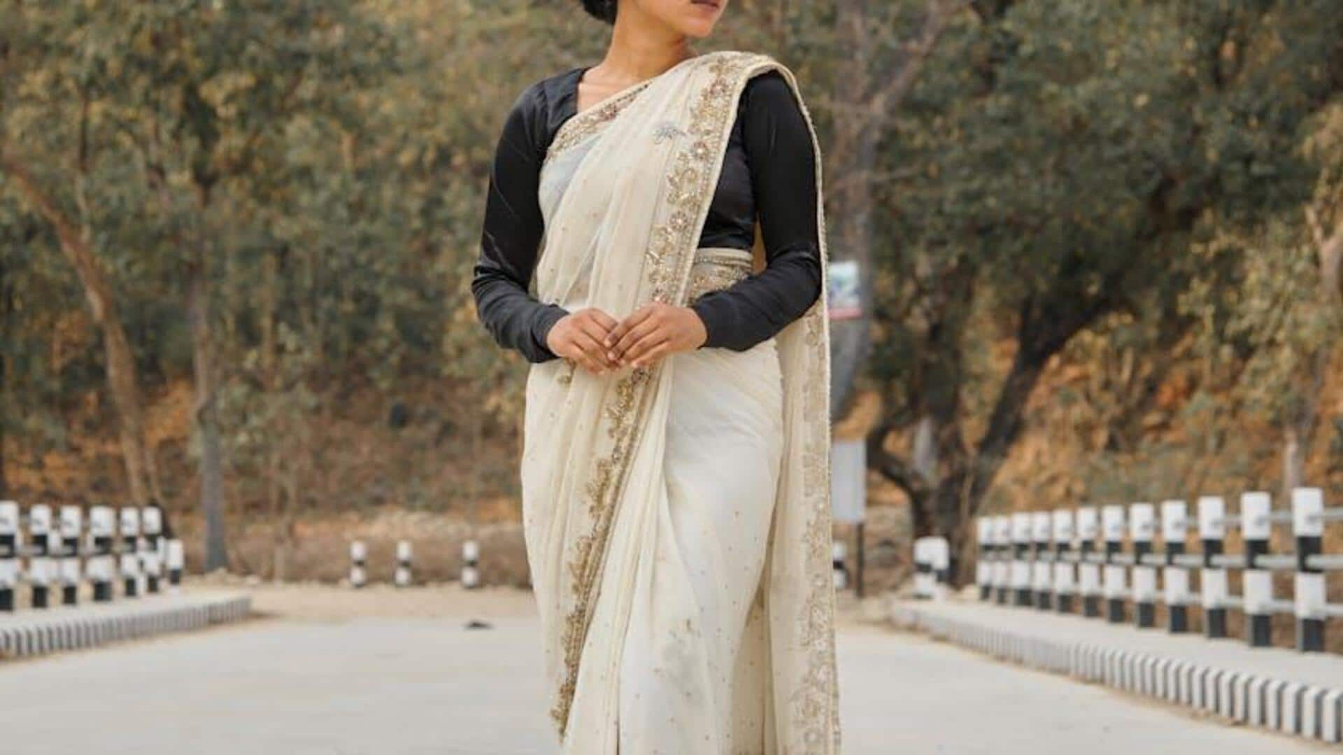 सफेद साड़ी के साथ इन 5 रंग के ब्लाउज लगते हैं अच्छे, स्टाइलिश दिखेंगी सफेद साड़ी के साथ इन 5 रंग के ब्लाउज लगते हैं अच्छे, स्टाइलिश दिखेंगी