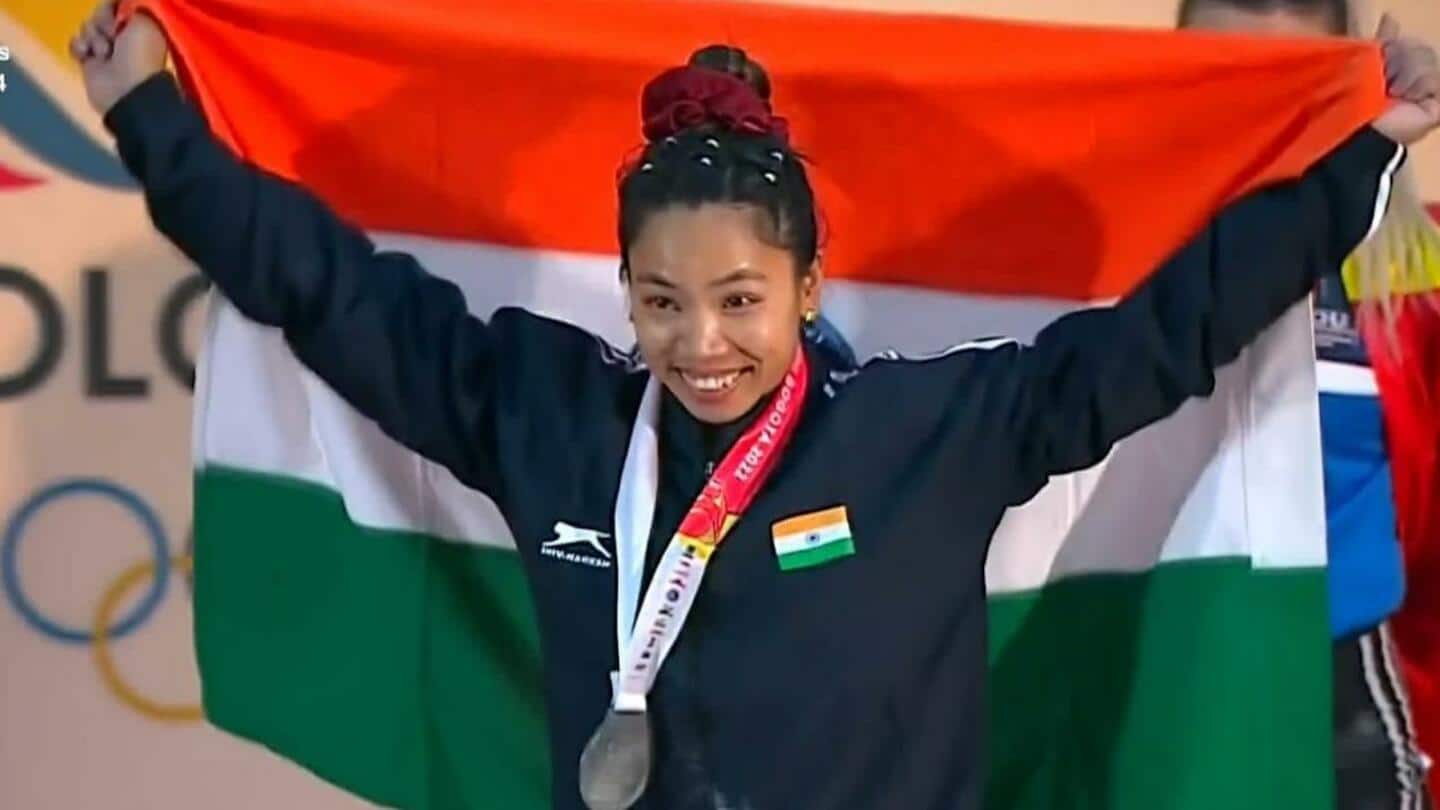 मीरबाई चानू ने वर्ल्ड वेटलिफ्टिंग चैंपियनशिप में जीता रजत पदक, ओलंपिक चैंपियन को हराया