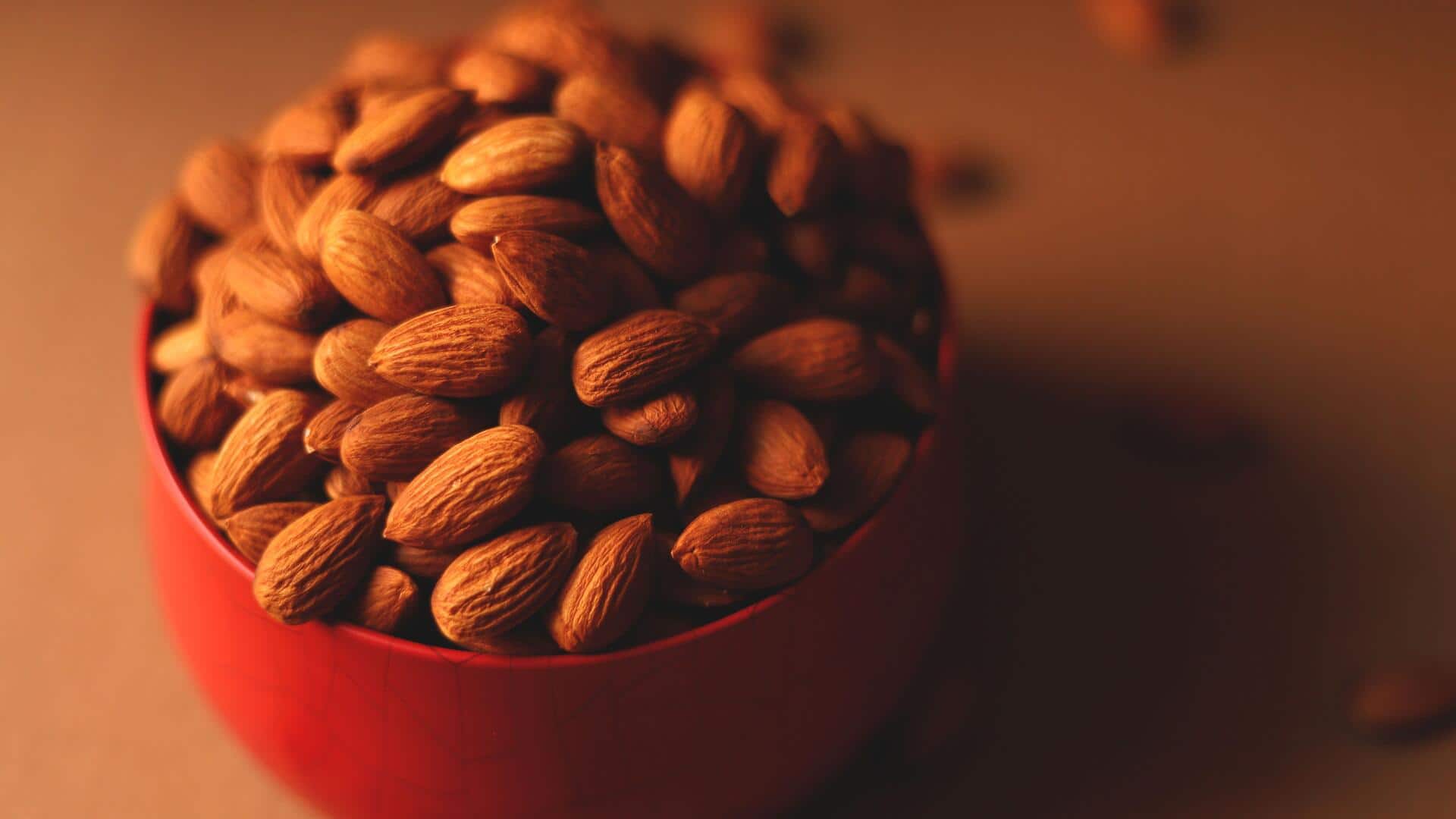 प्राकृतिक रूप से बायोटिन पाने के लिए डाइट में शामिल करें ये खाद्य पदार्थ