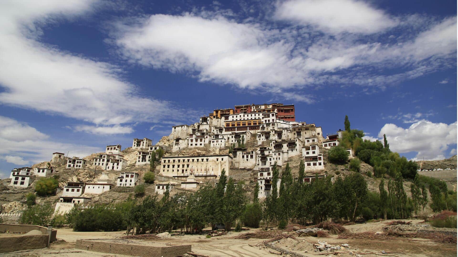 लद्दाख की यात्रा के दौरान न करें ये 5 गलतियां, सफर होगा मजेदार