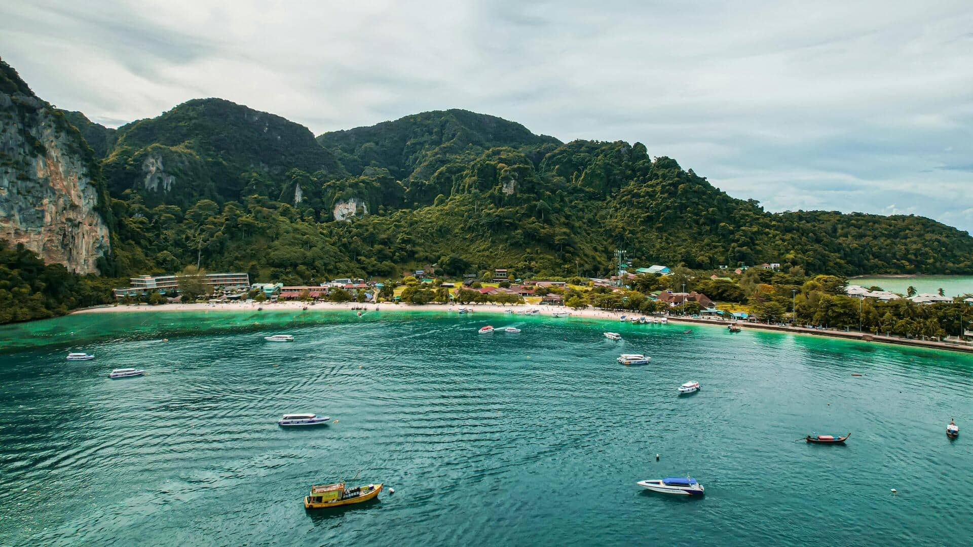 भारतीय पासपोर्ट धारकों के लिए वीजा मुक्त यात्रा करने के लिए ये हैं 5 बेहतरीन जगहें