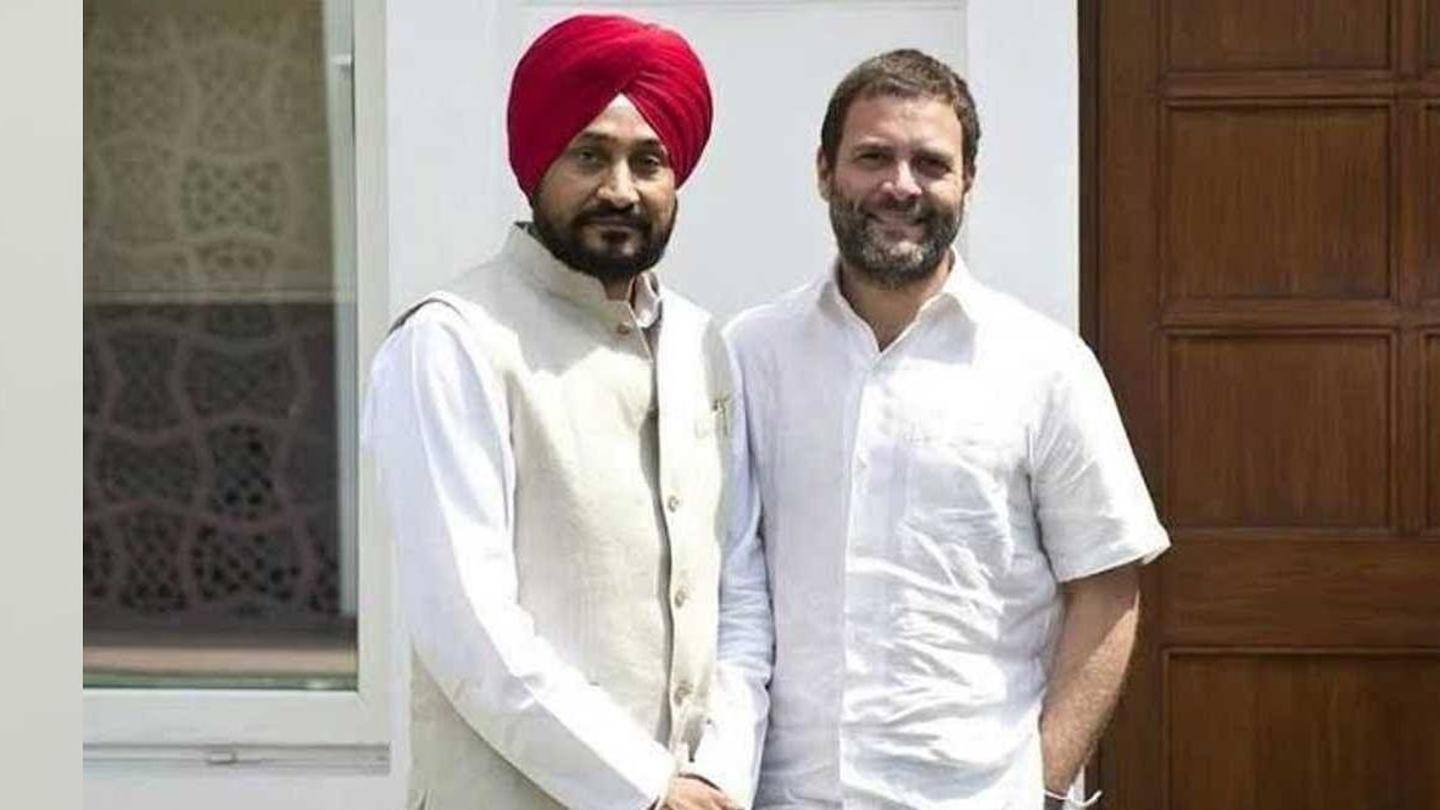 शपथ ग्रहण समारोह में शामिल हुए राहुल गांधी शपथ ग्रहण समारोह में शामिल हुए राहुल गांधी
