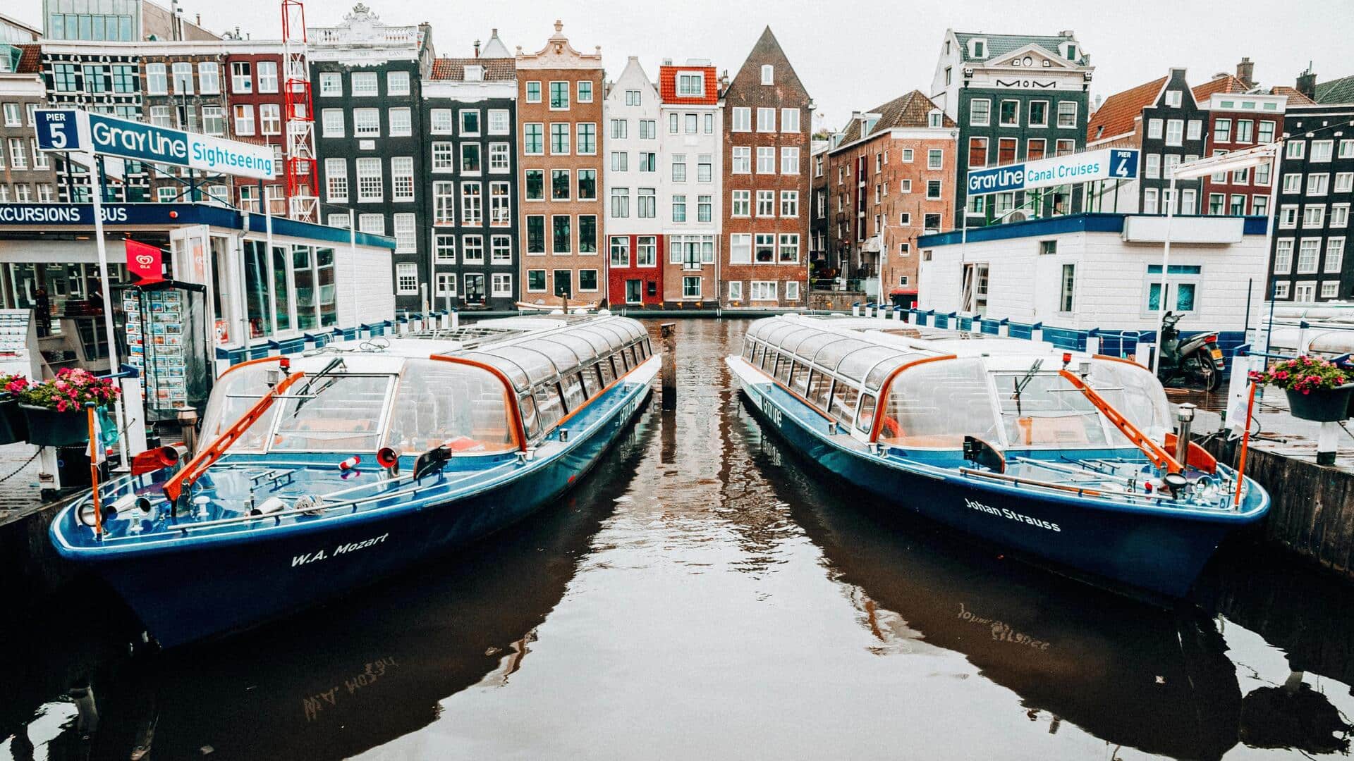 एम्सटर्डम की नहरों में बोट टूर का ऐसे लें मजा