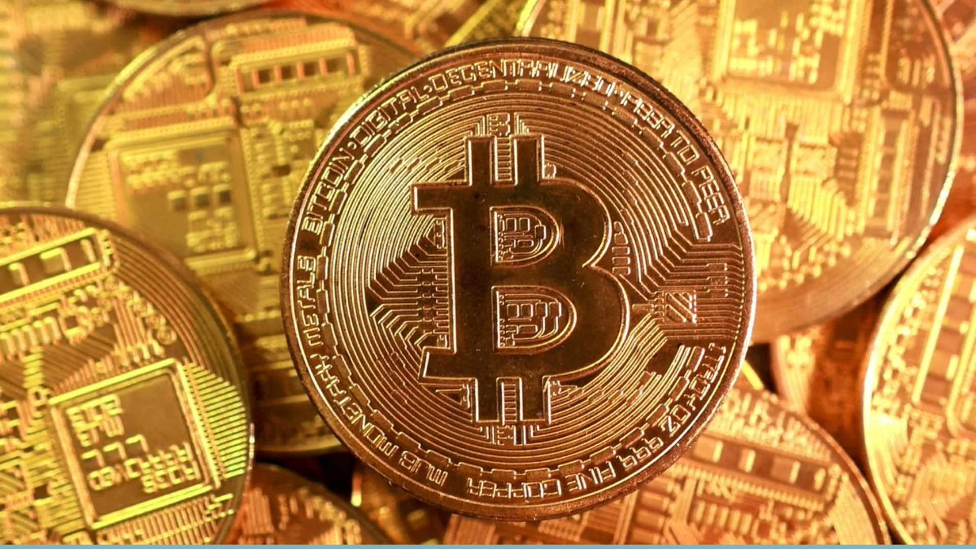 2025 में 240 अरब रुपये की क्रिप्टोकरेंसी हुई चोरी, हैकर्स ने बनाया नया रिकॉर्ड 