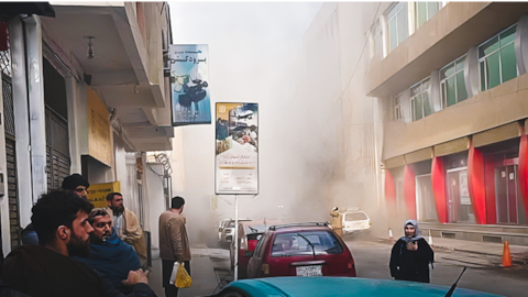 अफगानिस्तान: काबुल के अति-सुरक्षित इलाके में बड़ा धमाका, कई लोगों के मारे जाने की खबर