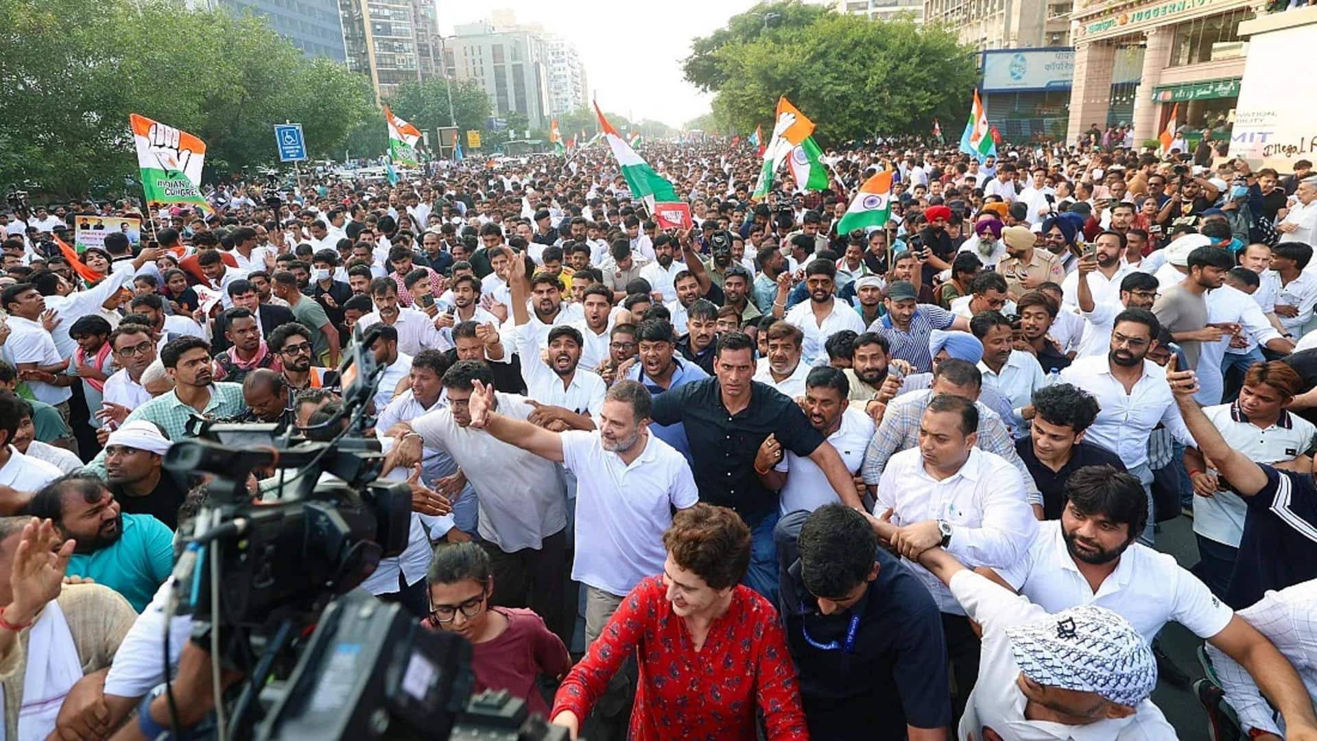 गर्भवती महिला पत्रकार ने राहुल गांधी पर लगाया धक्का देने का आरोप, कांग्रेस ने नकारा