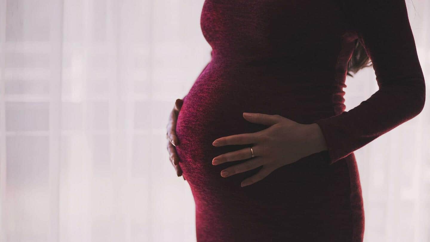 ब्रिटेन: महिला कर्मचारी के गर्भवती होने पर बॉस ने नौकरी से निकाला, भुगतना पड़ा नुकसान