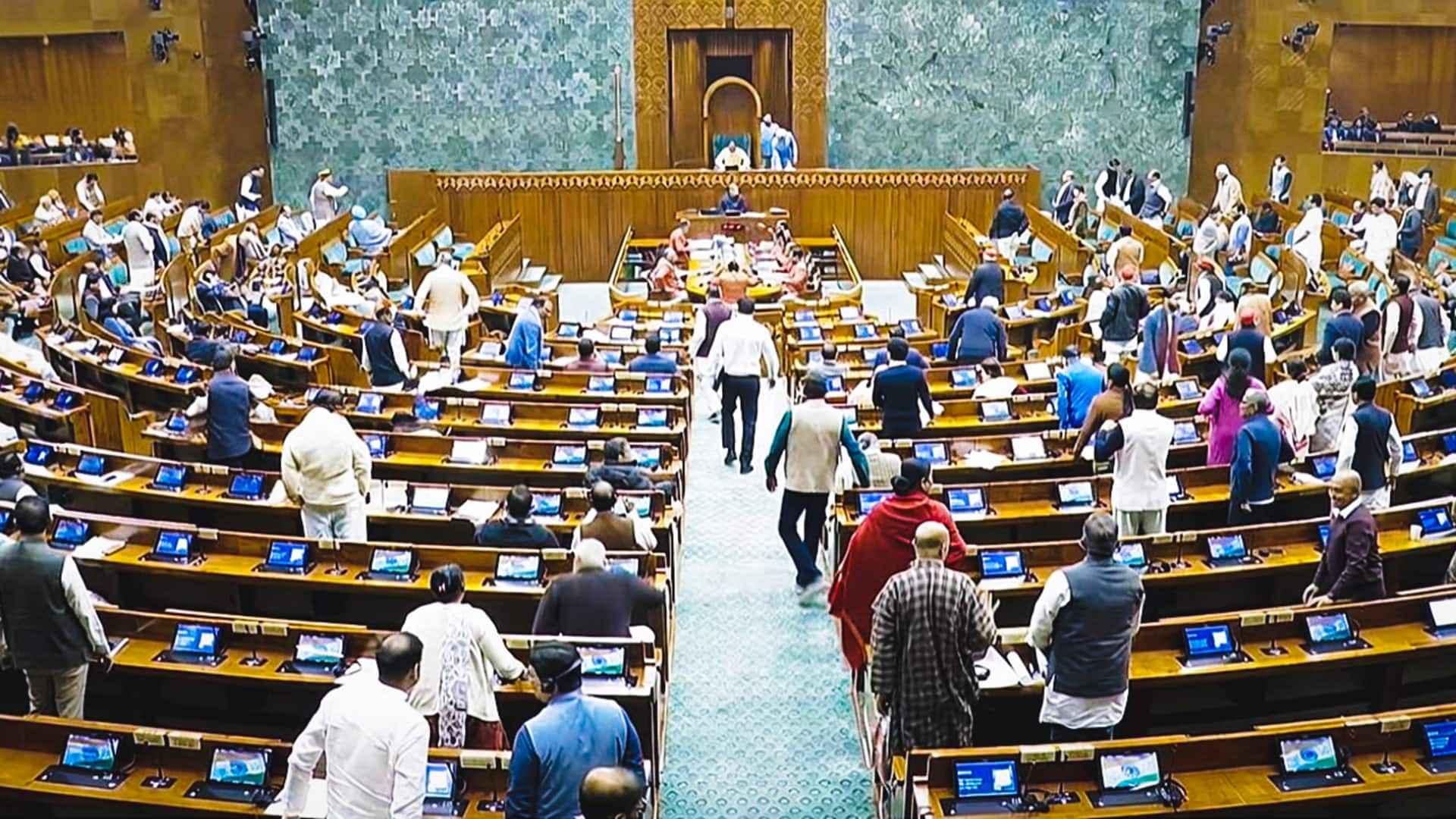 लोकसभा में हरदीप पुरी के इस्तीफे की मांग, हंगामे के कारण कार्यवाही 9 मार्च तक स्थगित